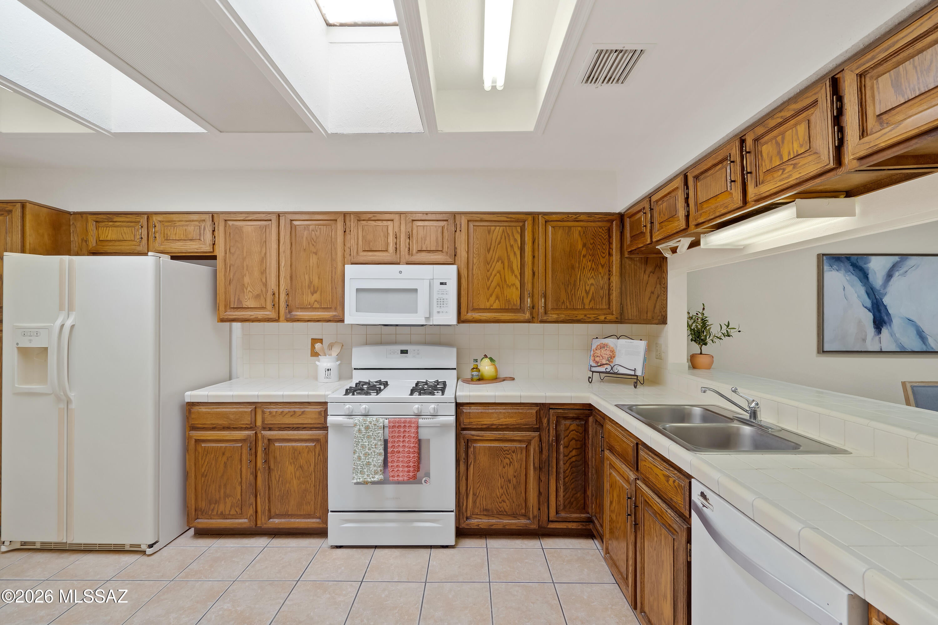 La Canada Village I (1-28) - Residential