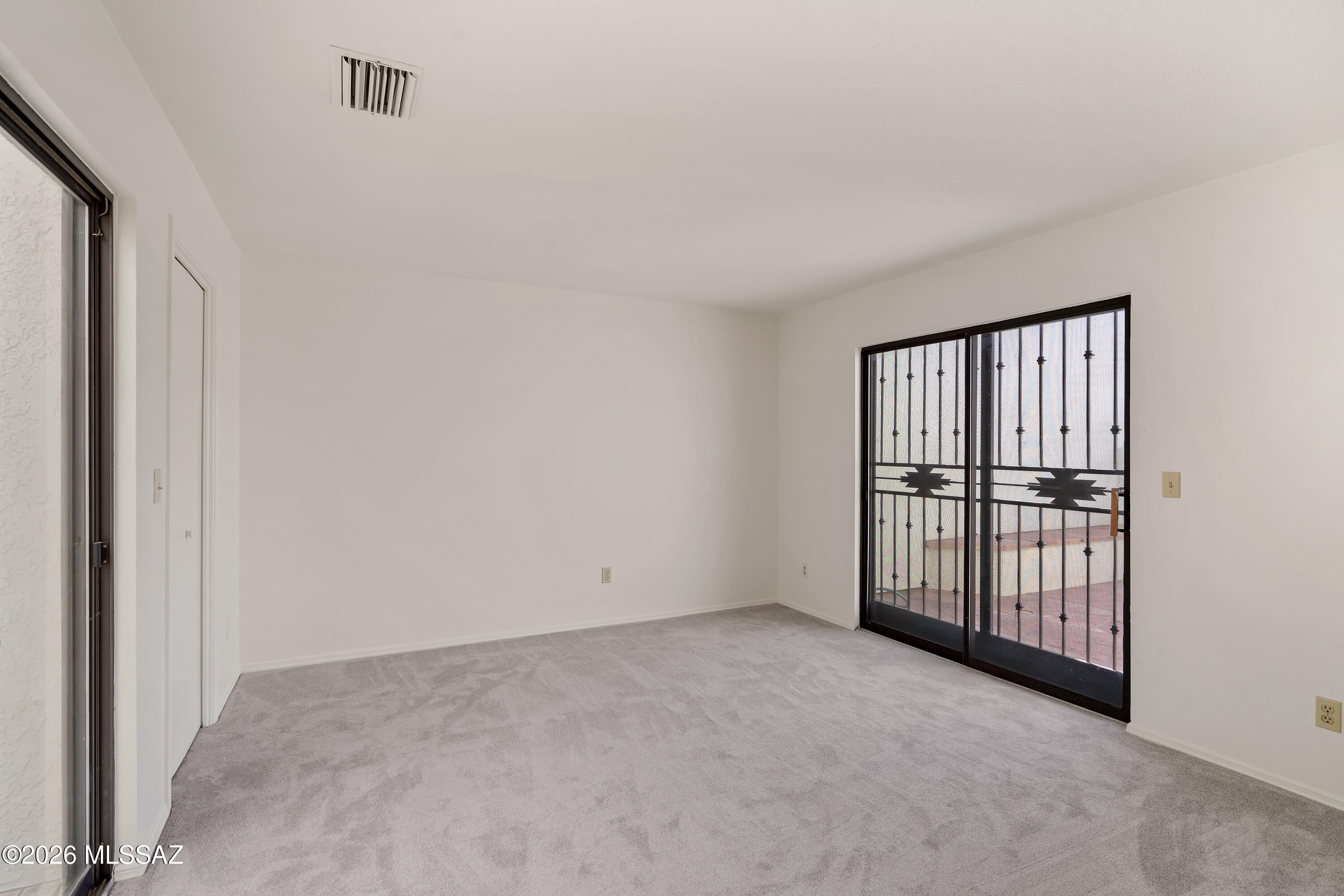 La Canada Village I (1-28) - Residential