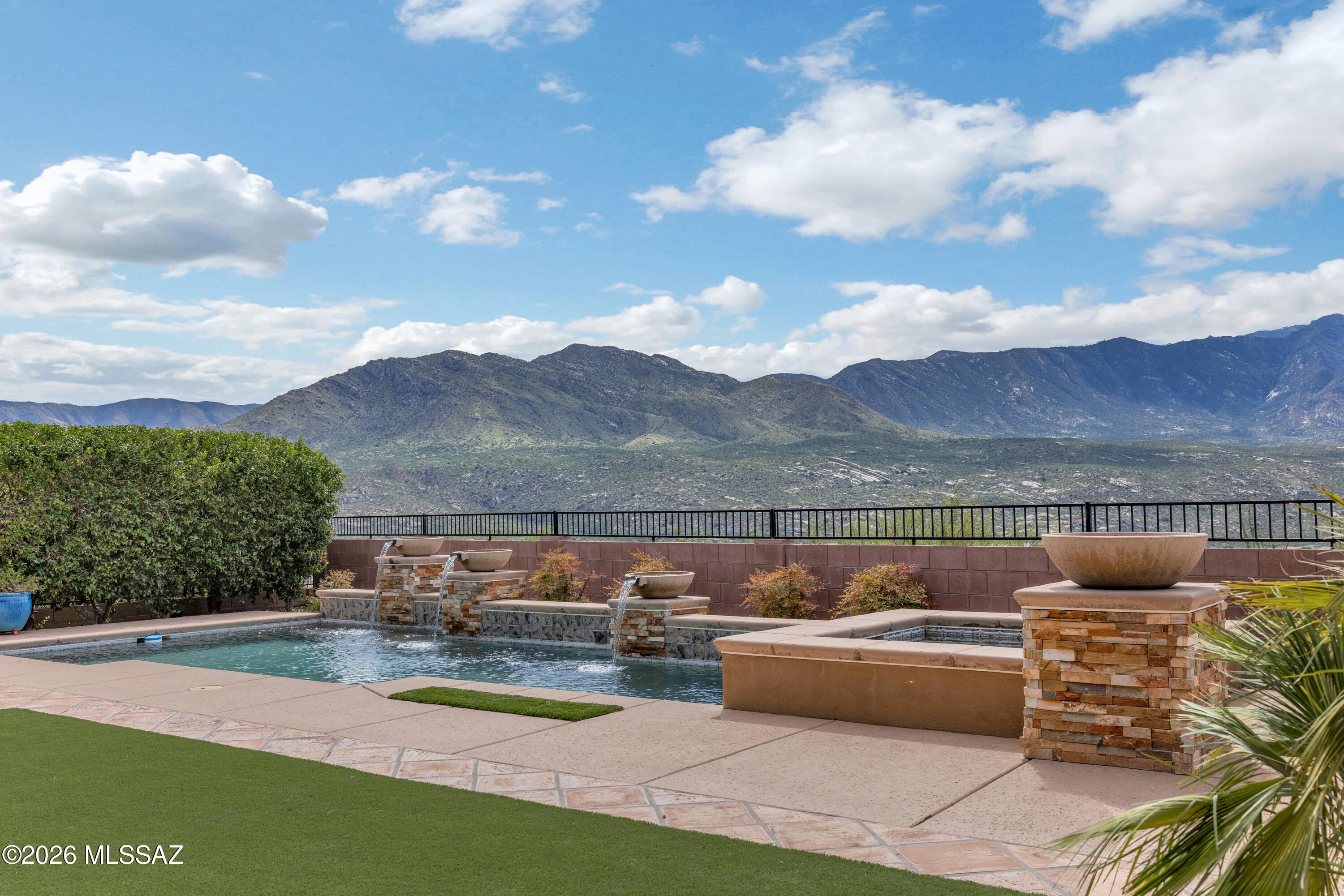 Saddlebrooke - Residential