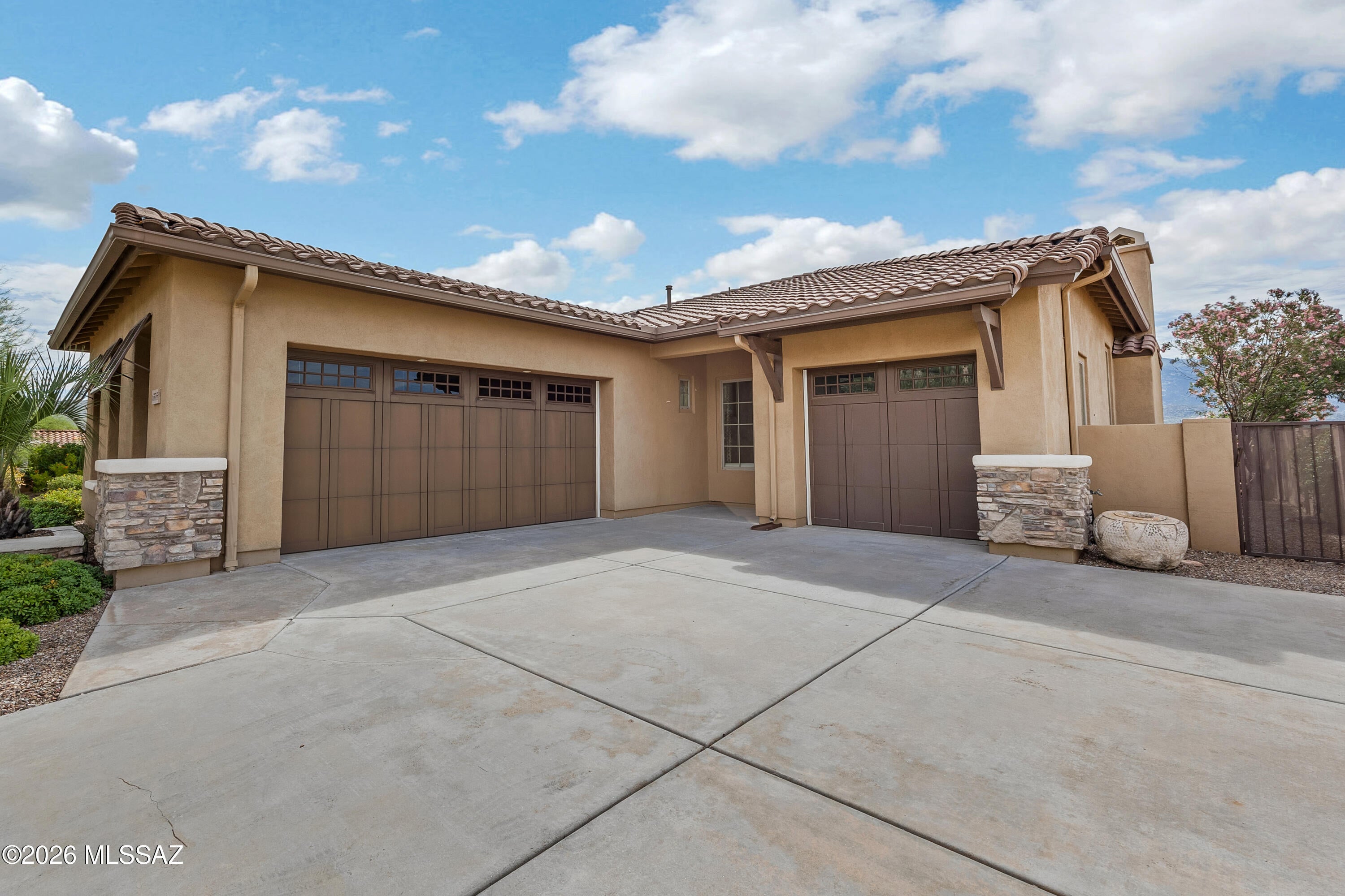 Saddlebrooke - Residential