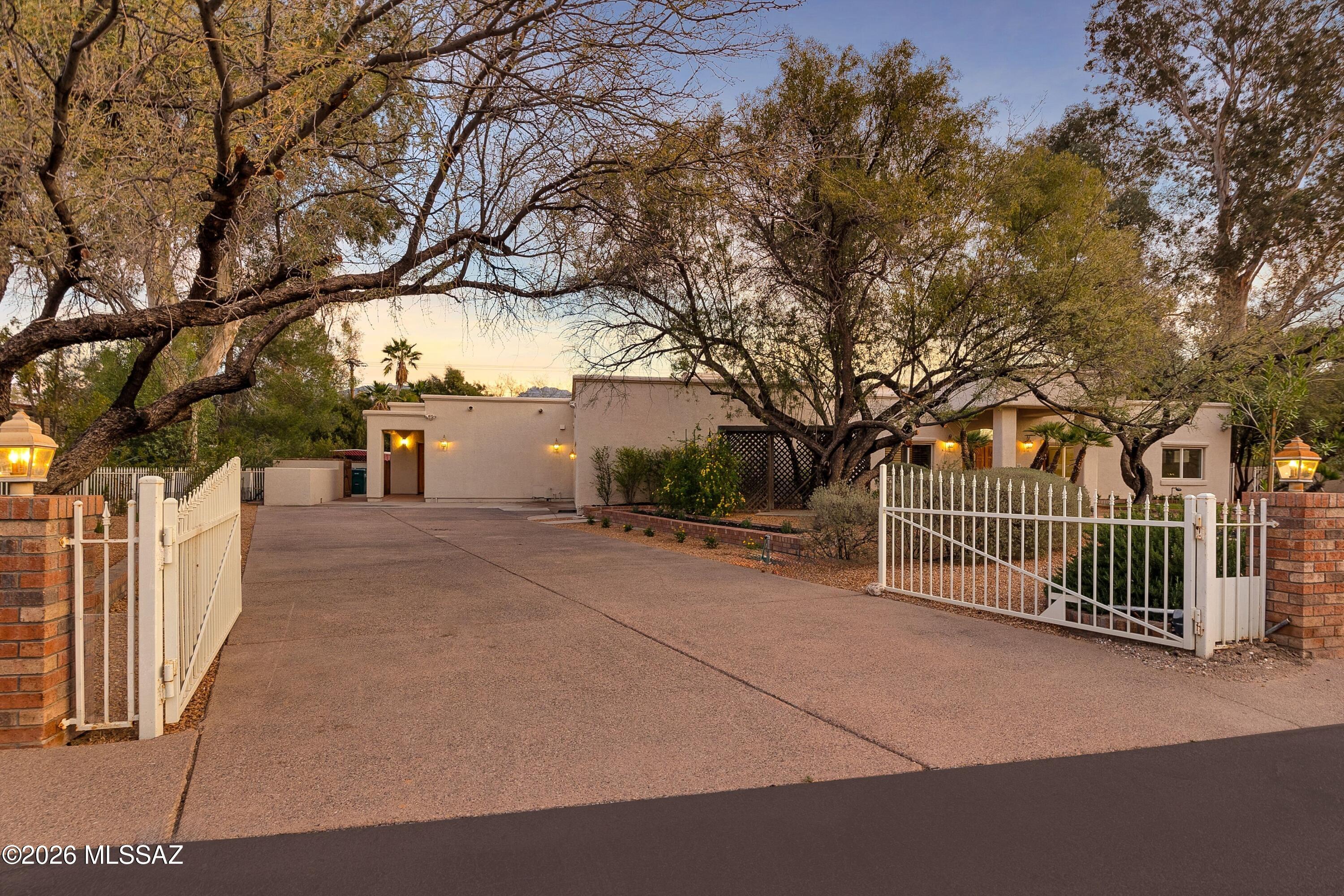 Country Club Estates NO. 3 (1-25) - Residential
