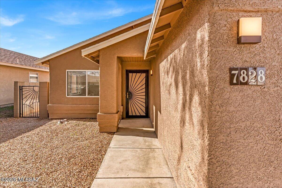 Elliott Homes At Rita Ranch (1-521) - Residential