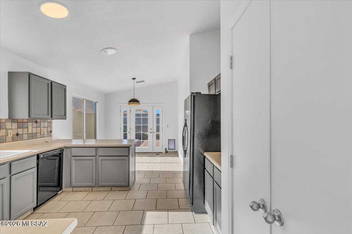 Elliott Homes At Rita Ranch (1-521) - Residential