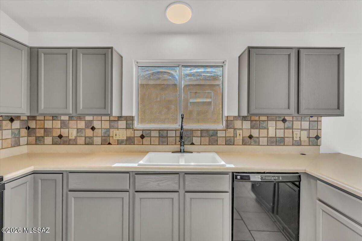 Elliott Homes At Rita Ranch (1-521) - Residential