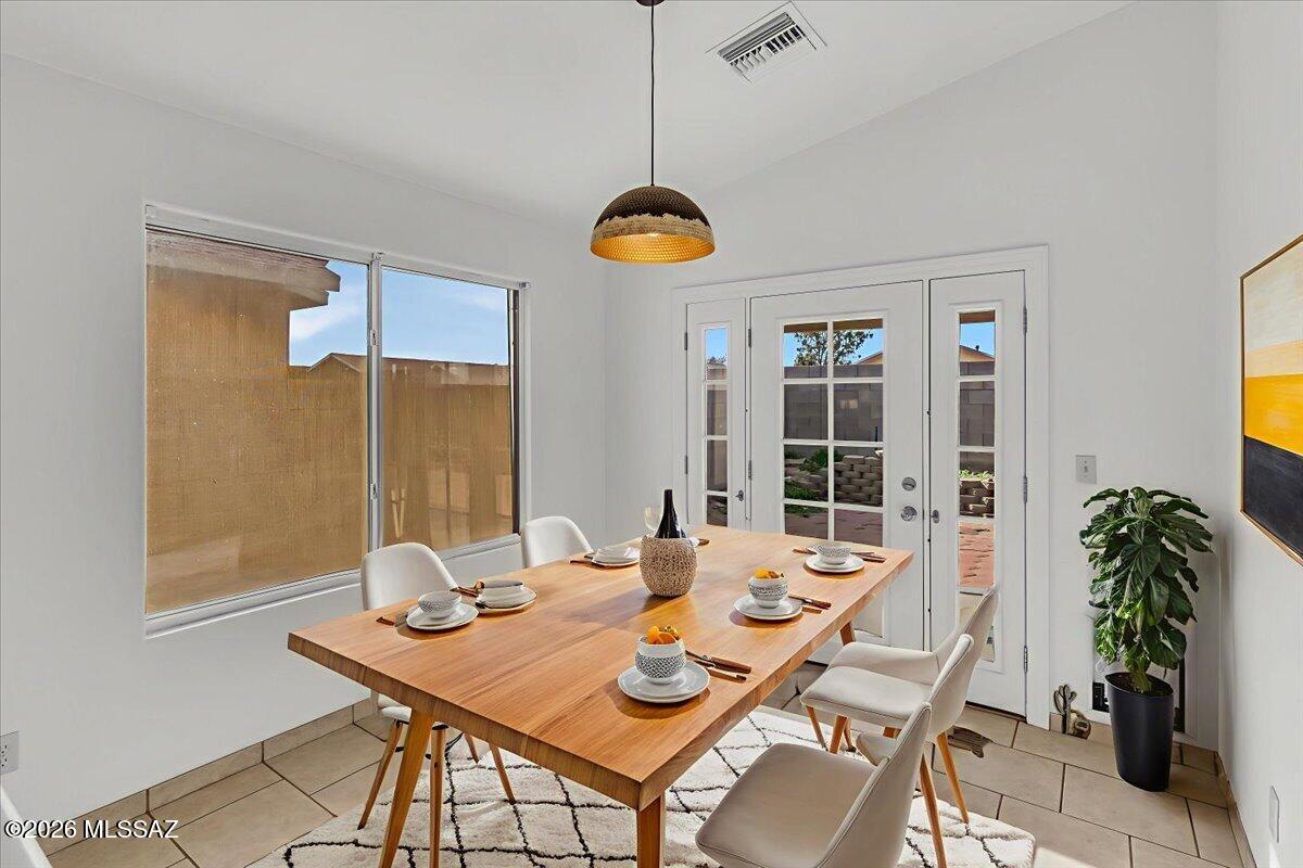 Elliott Homes At Rita Ranch (1-521) - Residential