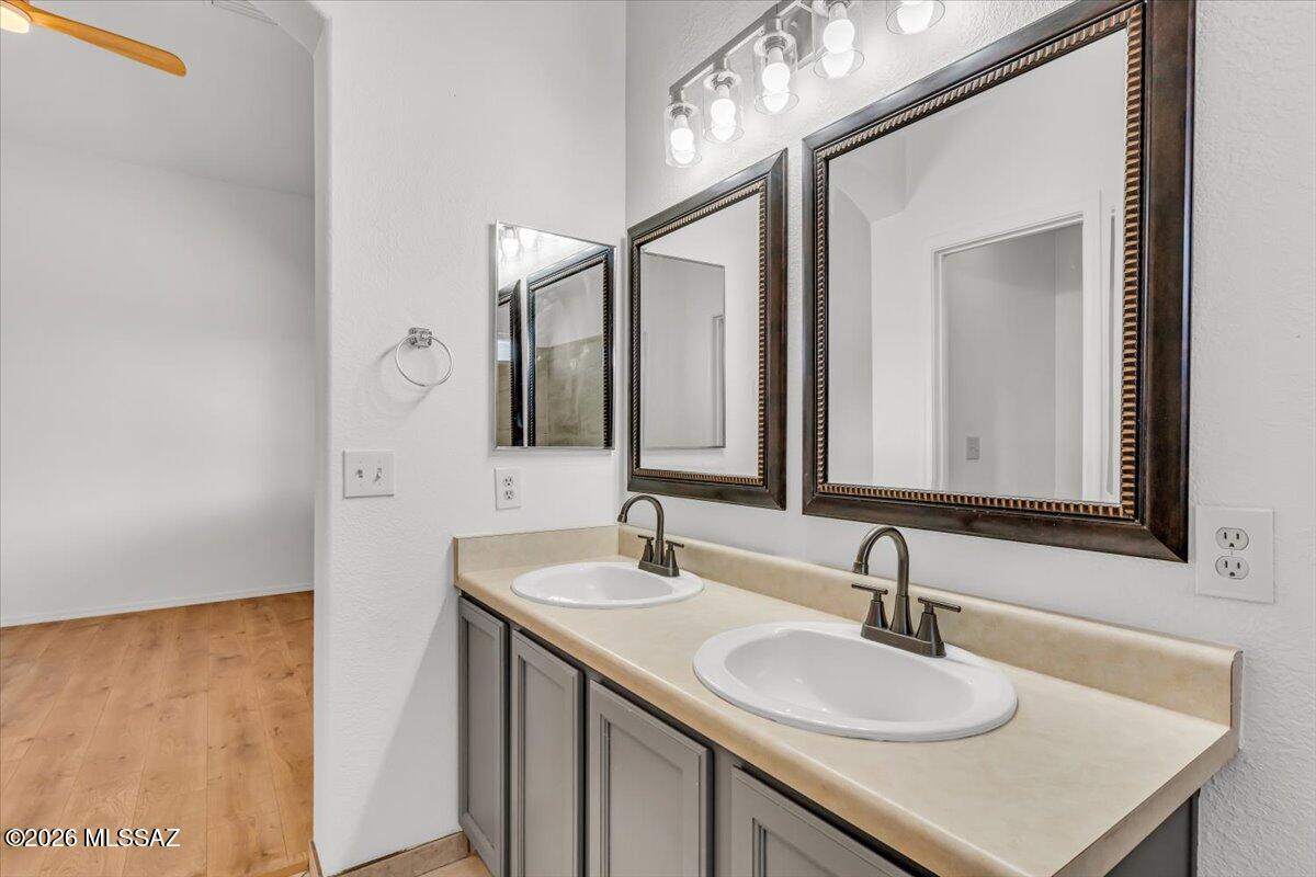 Elliott Homes At Rita Ranch (1-521) - Residential