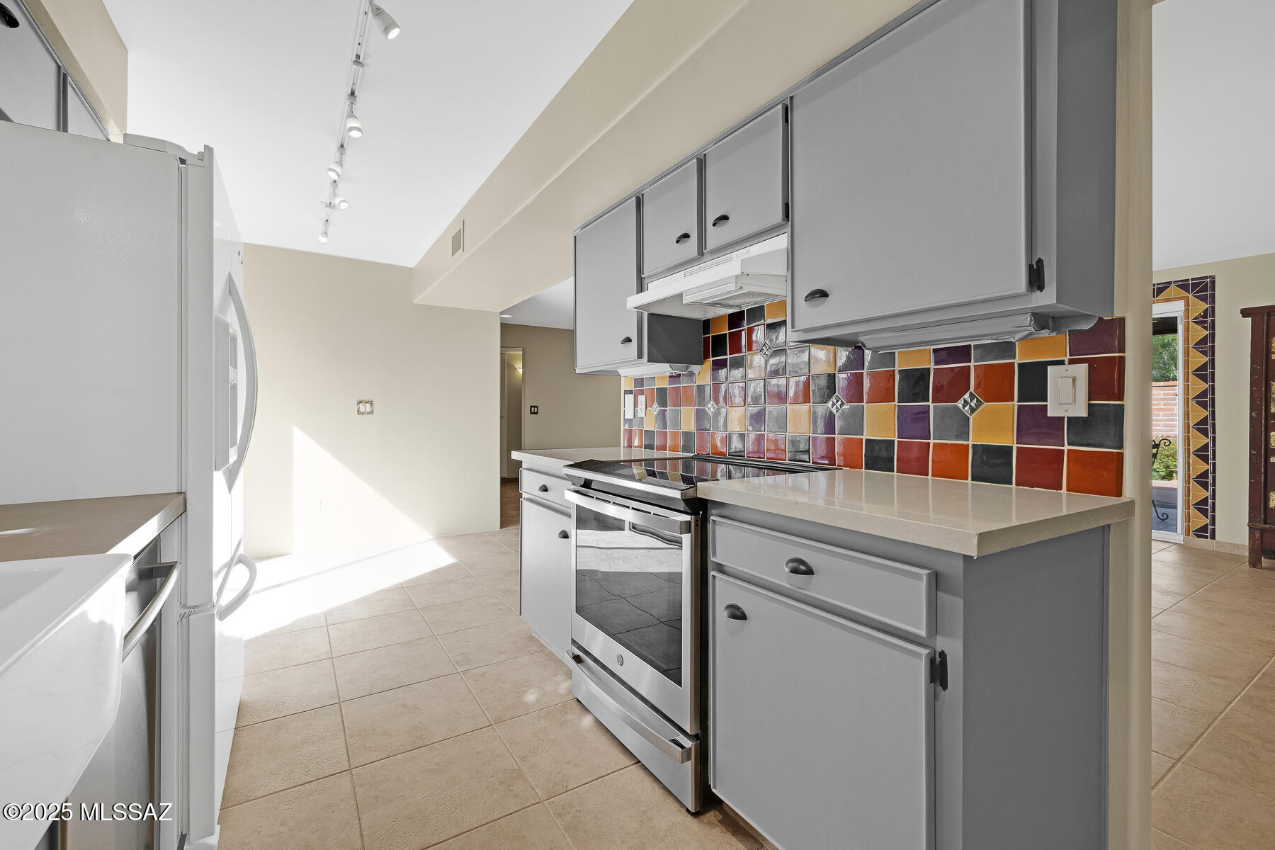 Catalina Pueblo NO. 2 (35-88) - Residential