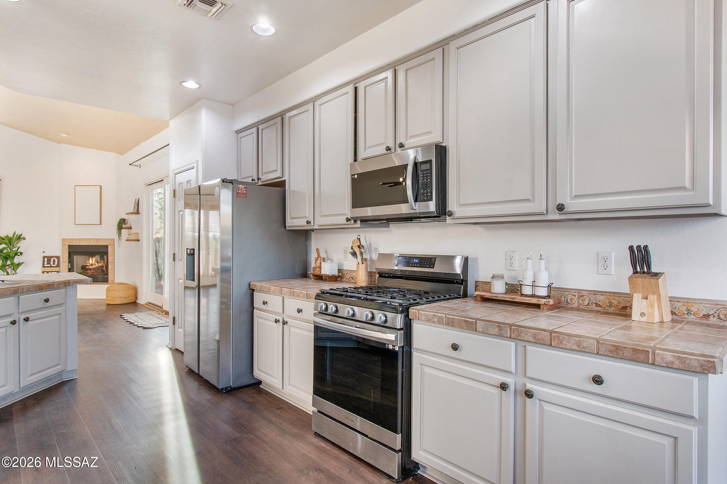 La Buena Vida Estates (39-73) - Residential