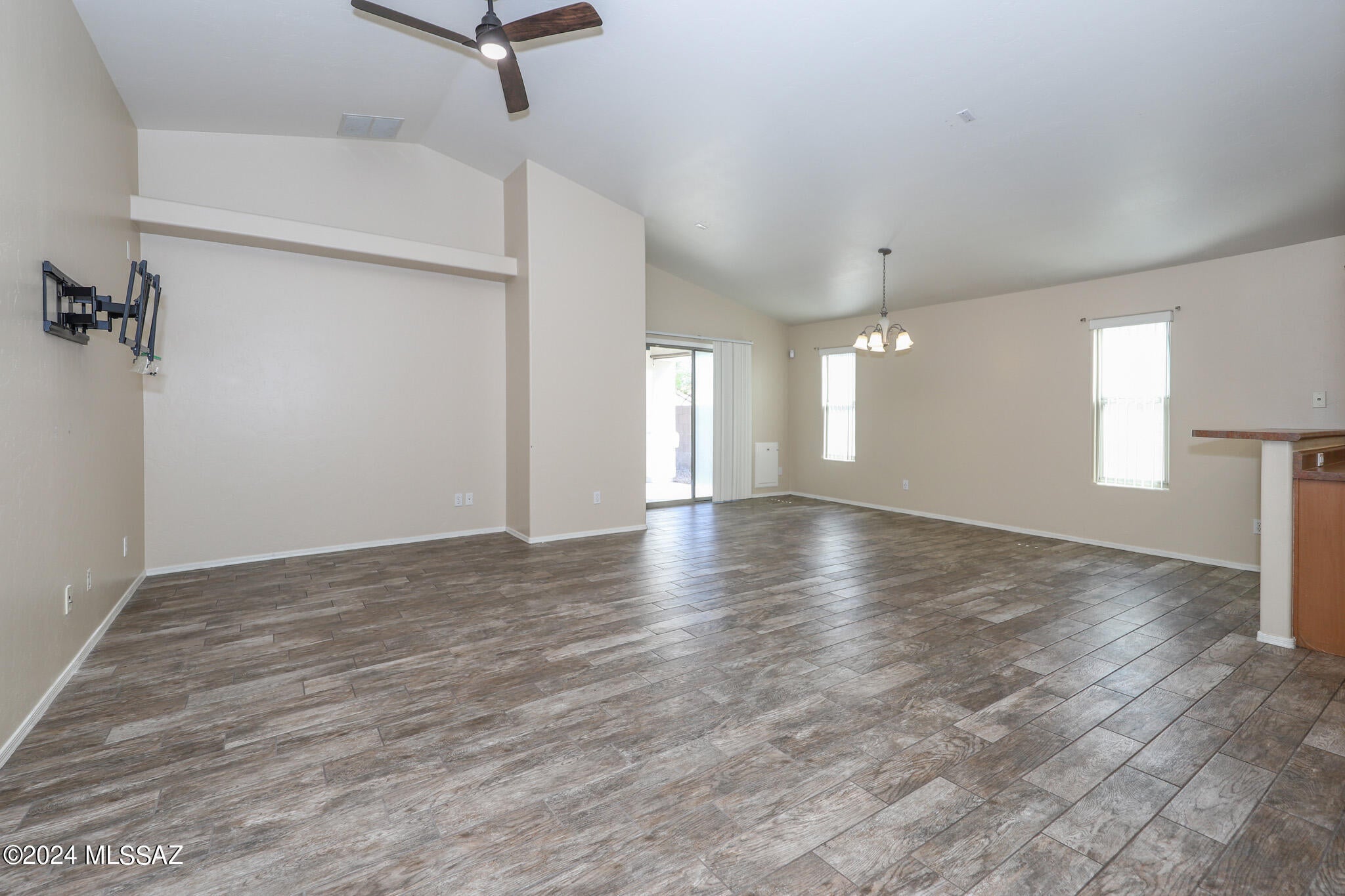 Mesquite Ranch (1-619) - Residential Lease