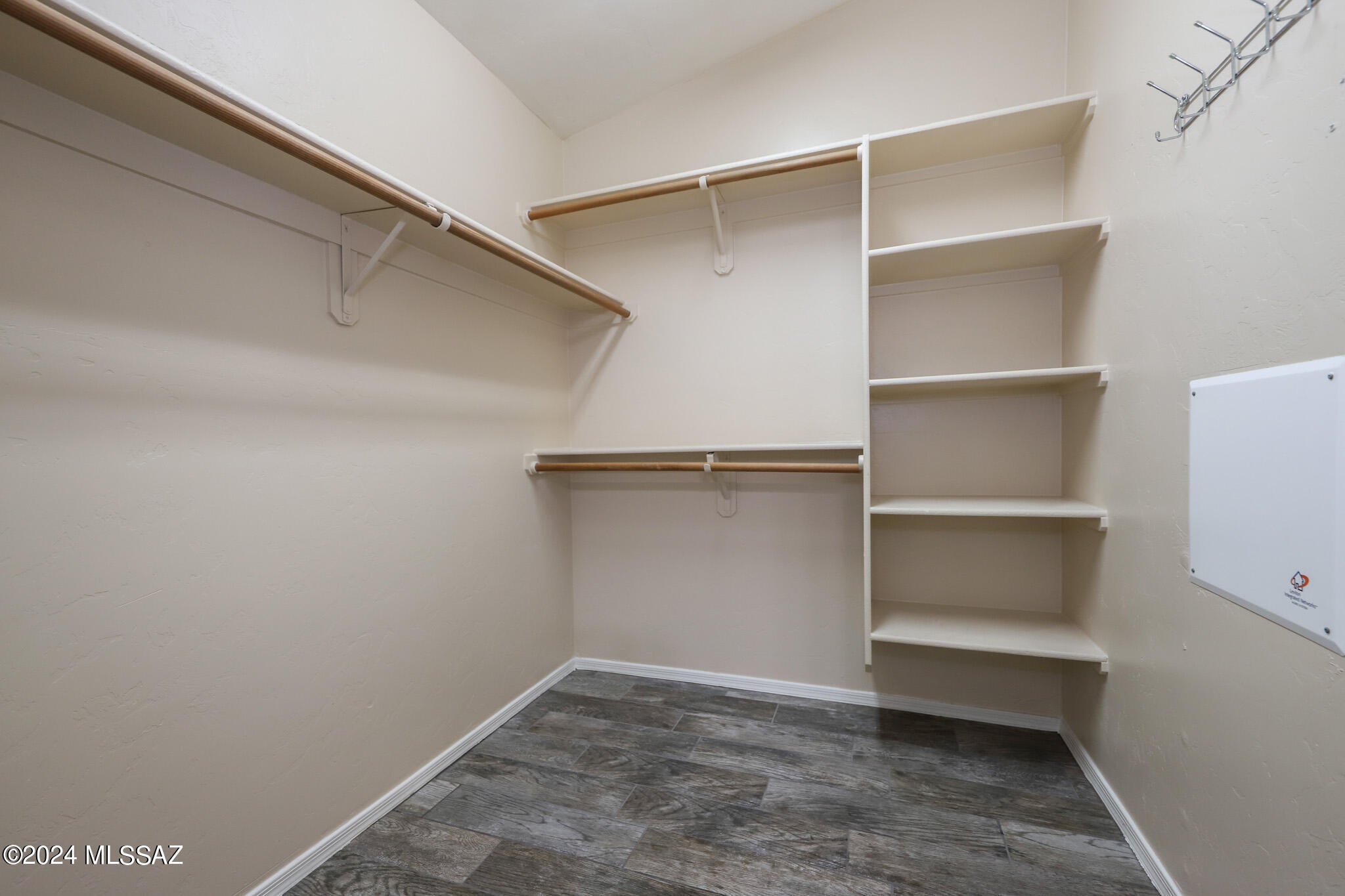 Mesquite Ranch (1-619) - Residential Lease