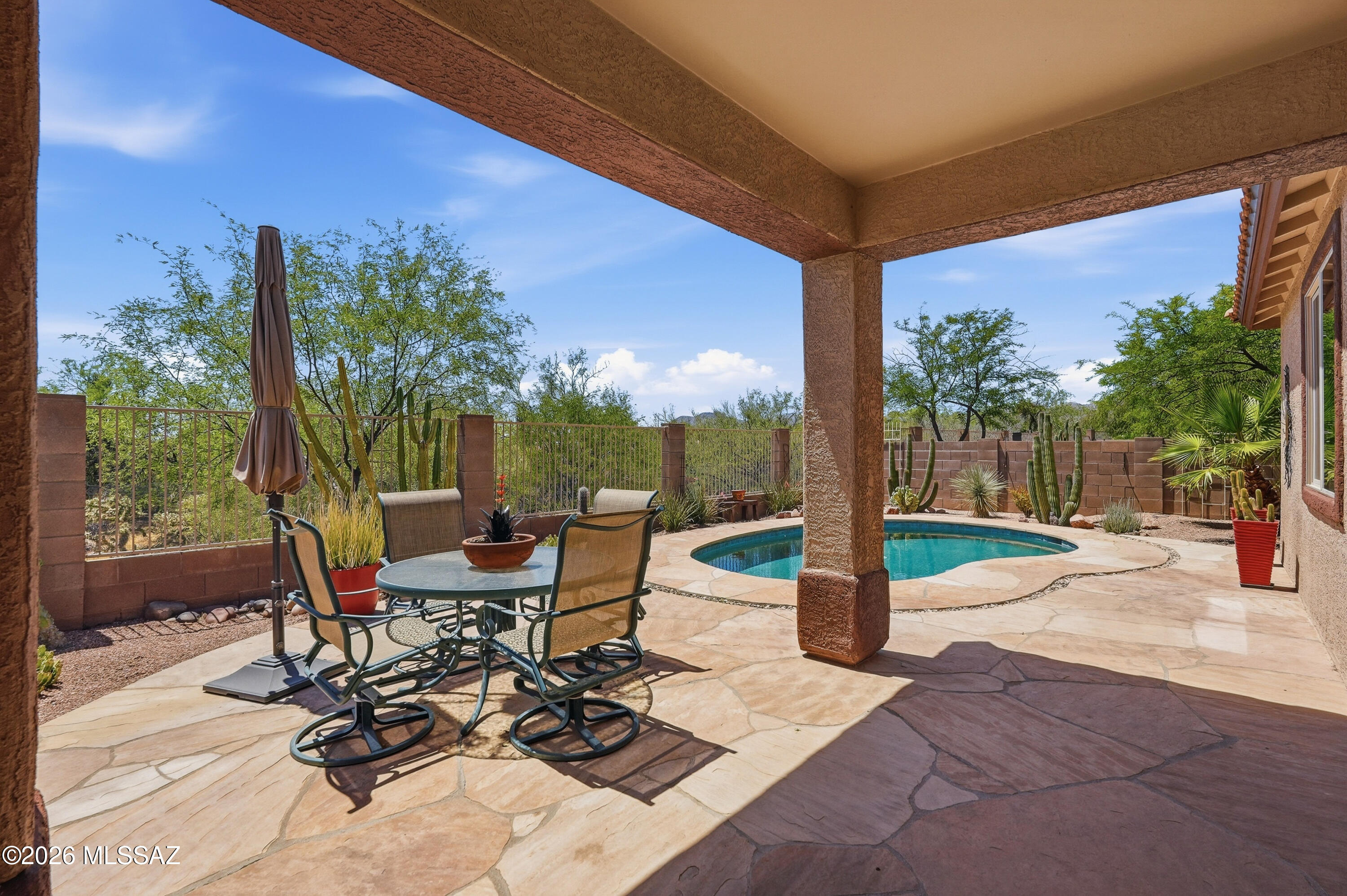 Rancho Vistoso NGHB 10 PCLS S,U & V - Residential
