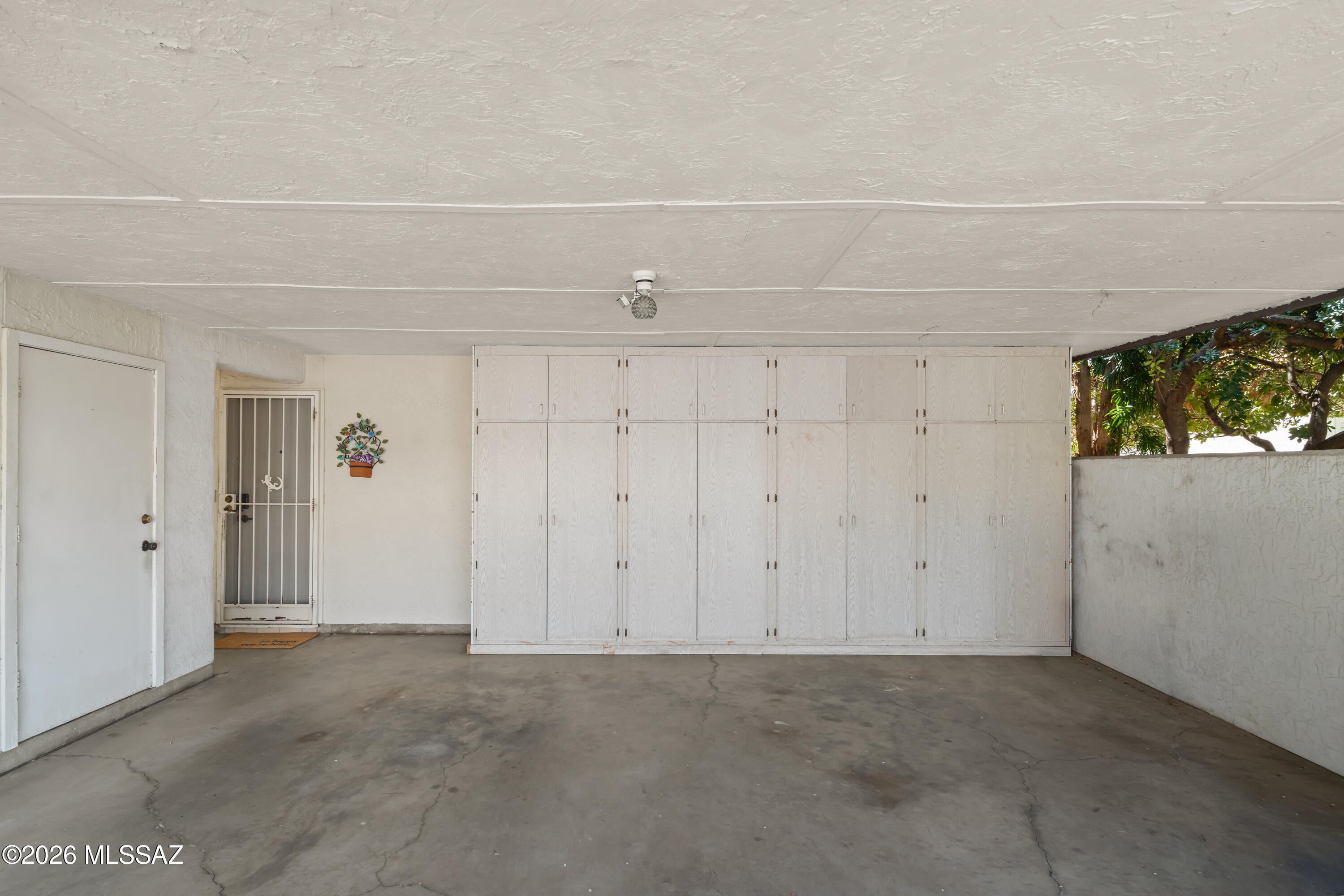 Villa Del Rio (1-148) - Residential