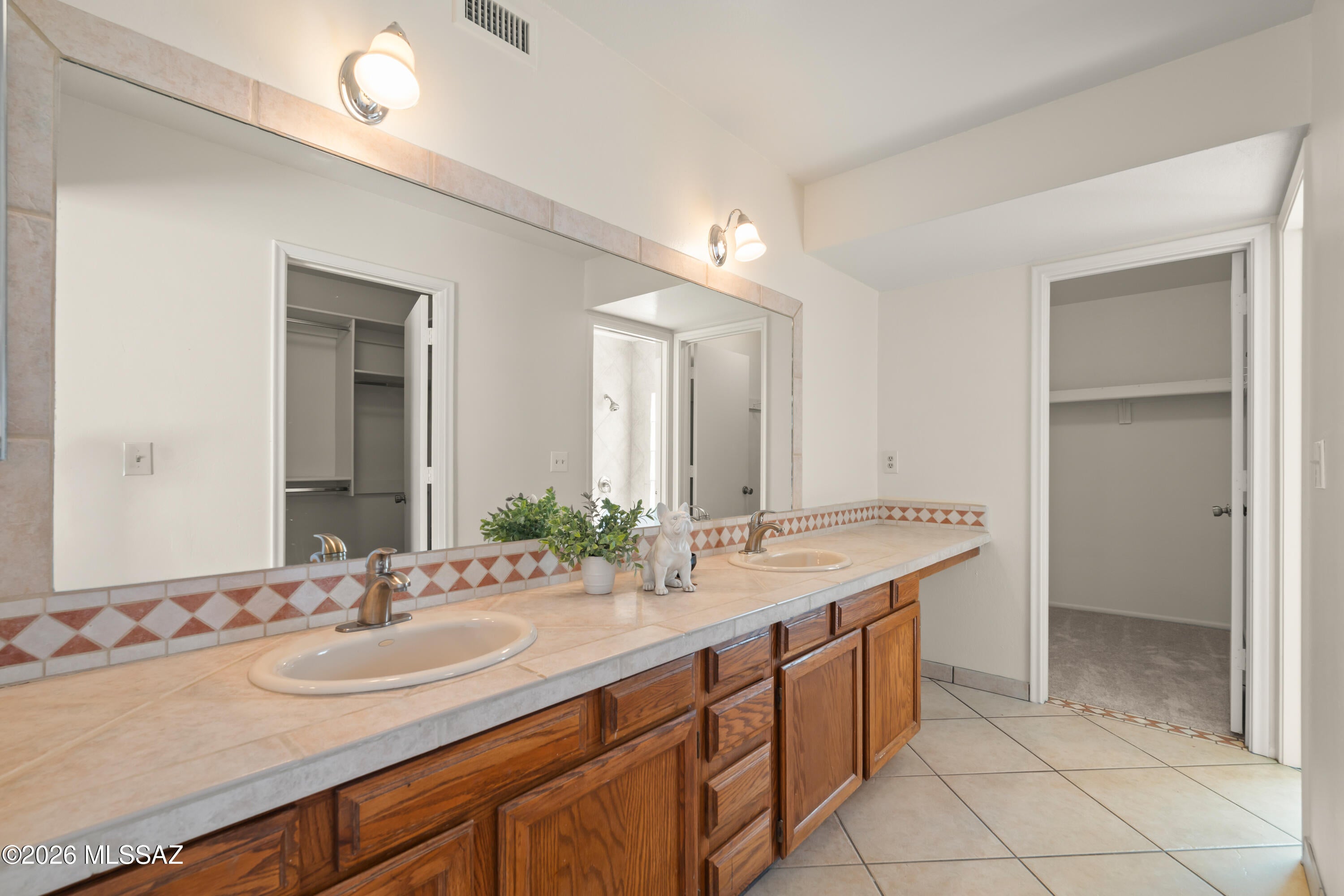 Villa Del Rio (1-148) - Residential