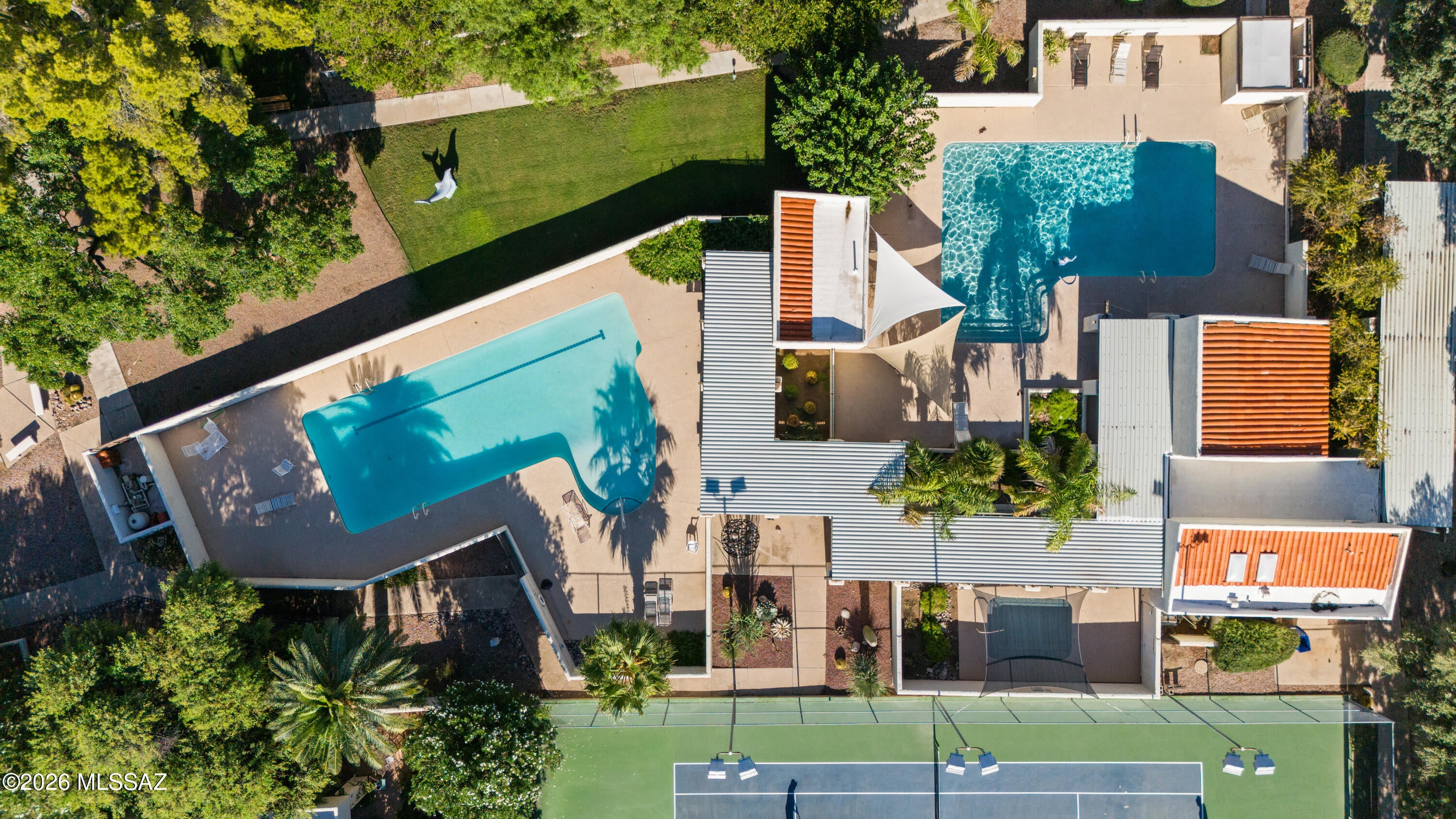 Villa Del Rio (1-148) - Residential