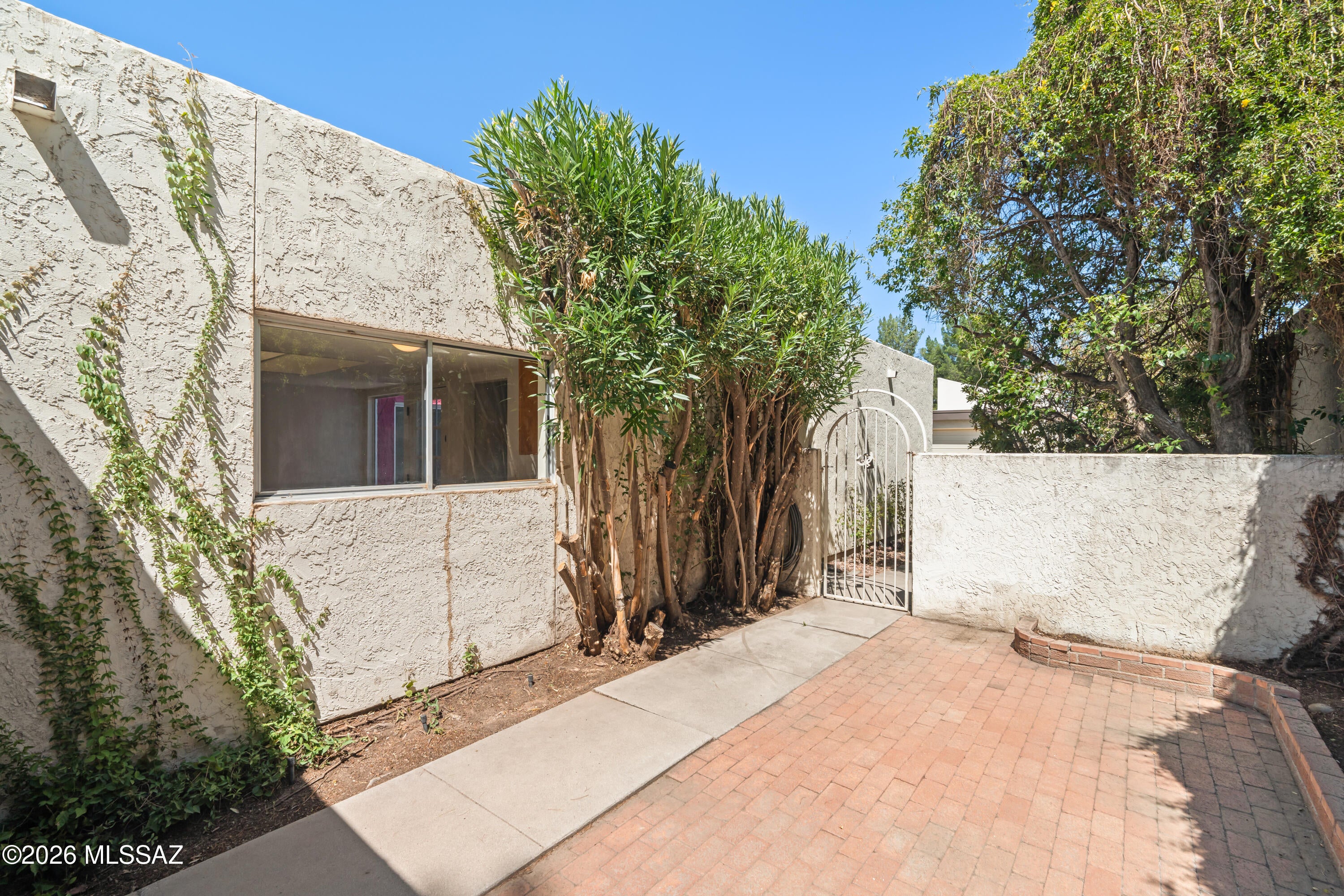 Villa Del Rio (1-148) - Residential