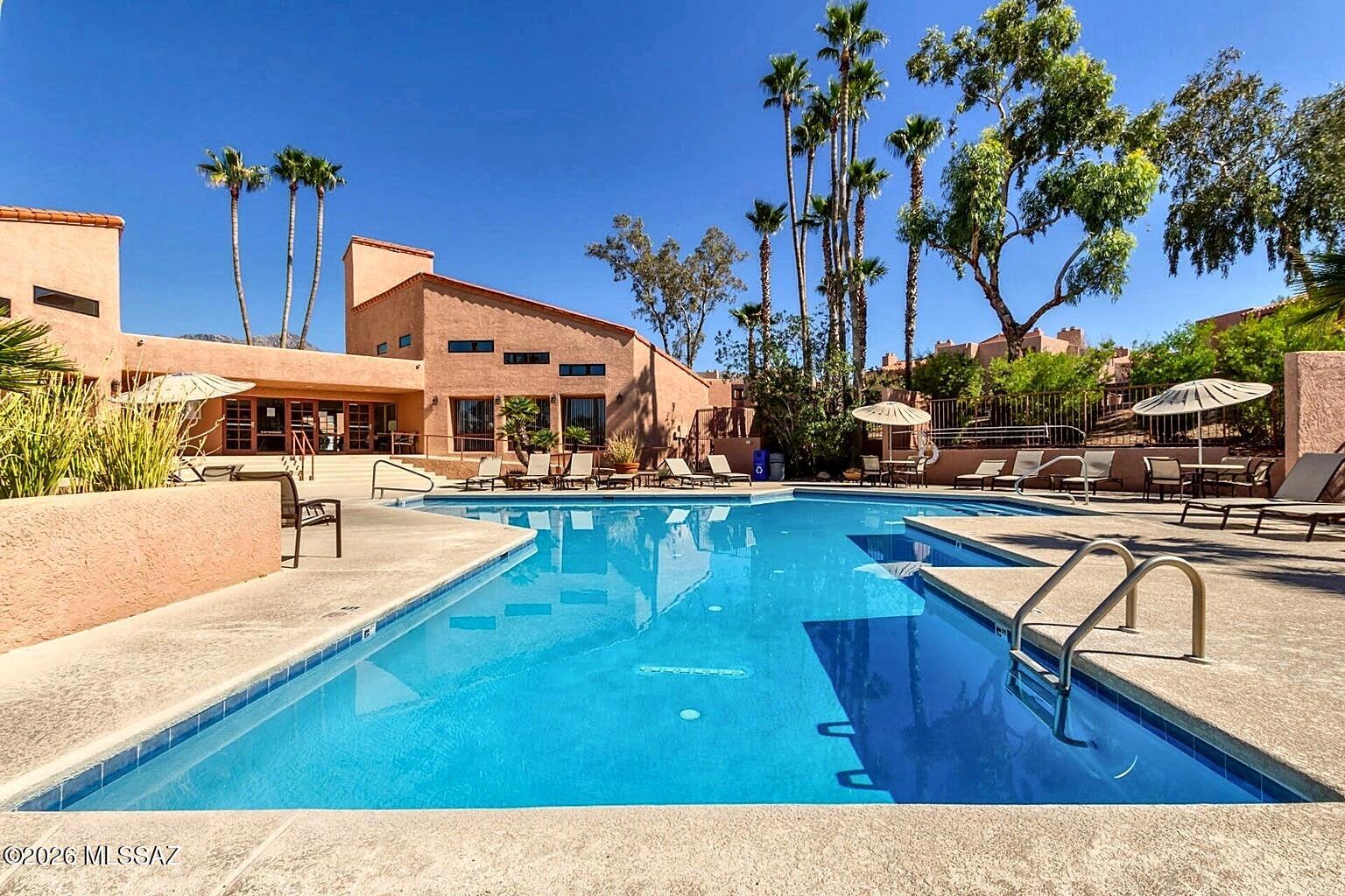 Ventana Vista Condominiums - Residential