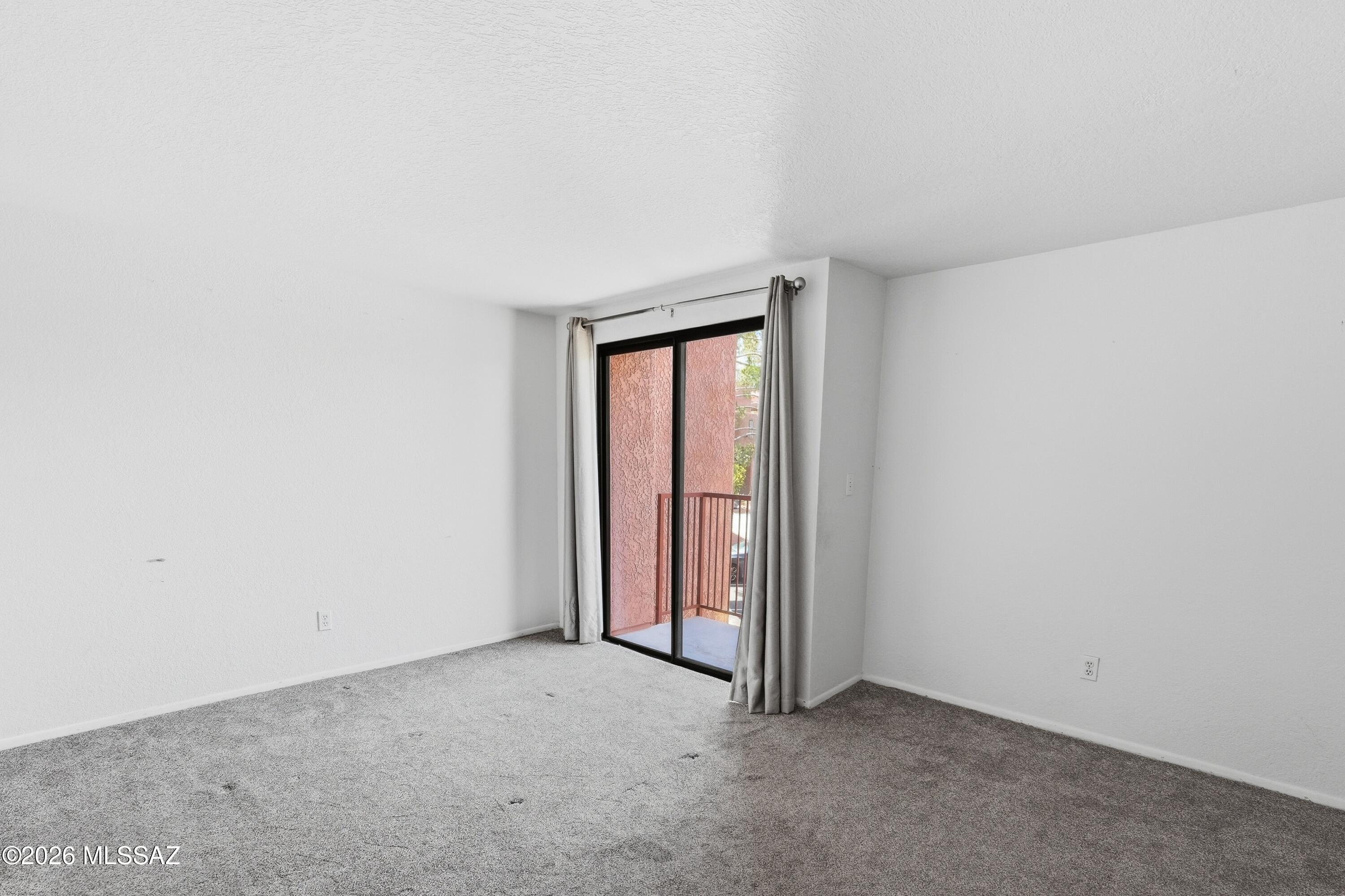 Ventana Vista Condominiums - Residential