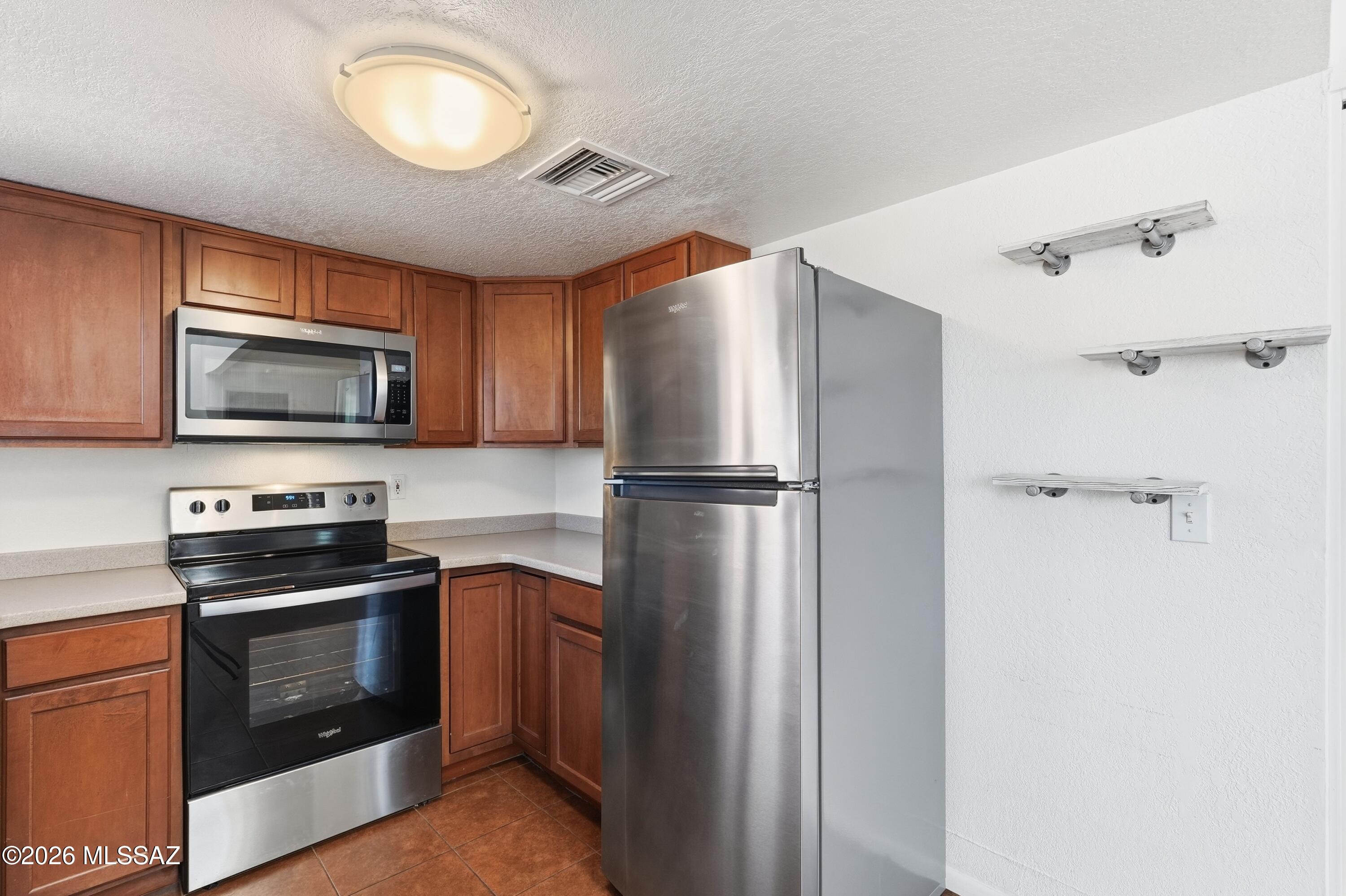 Ventana Vista Condominiums - Residential