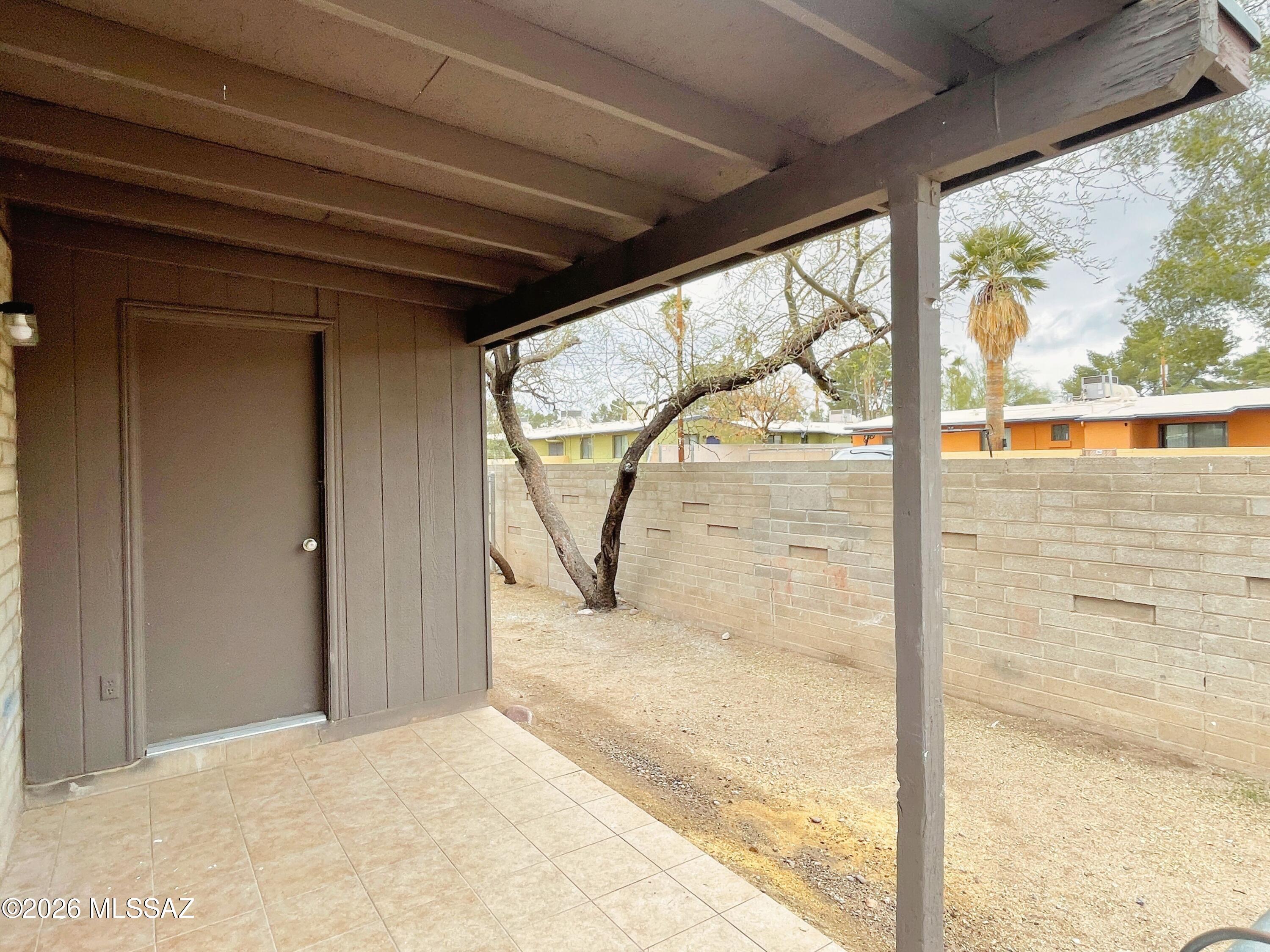 Hill Side View Add - Residential Lease