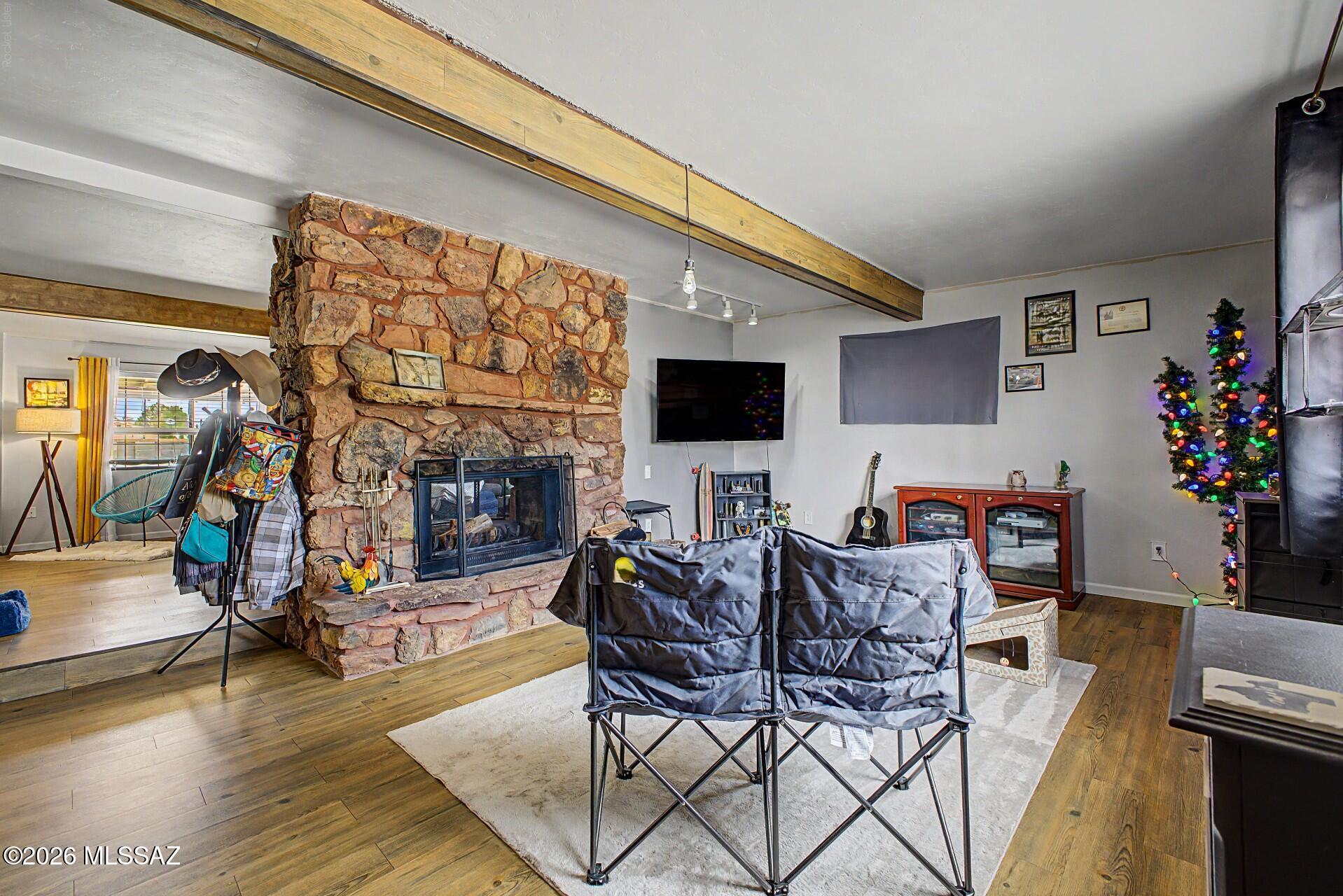 Valley View East NO. 2 (1-134) - Residential Lease