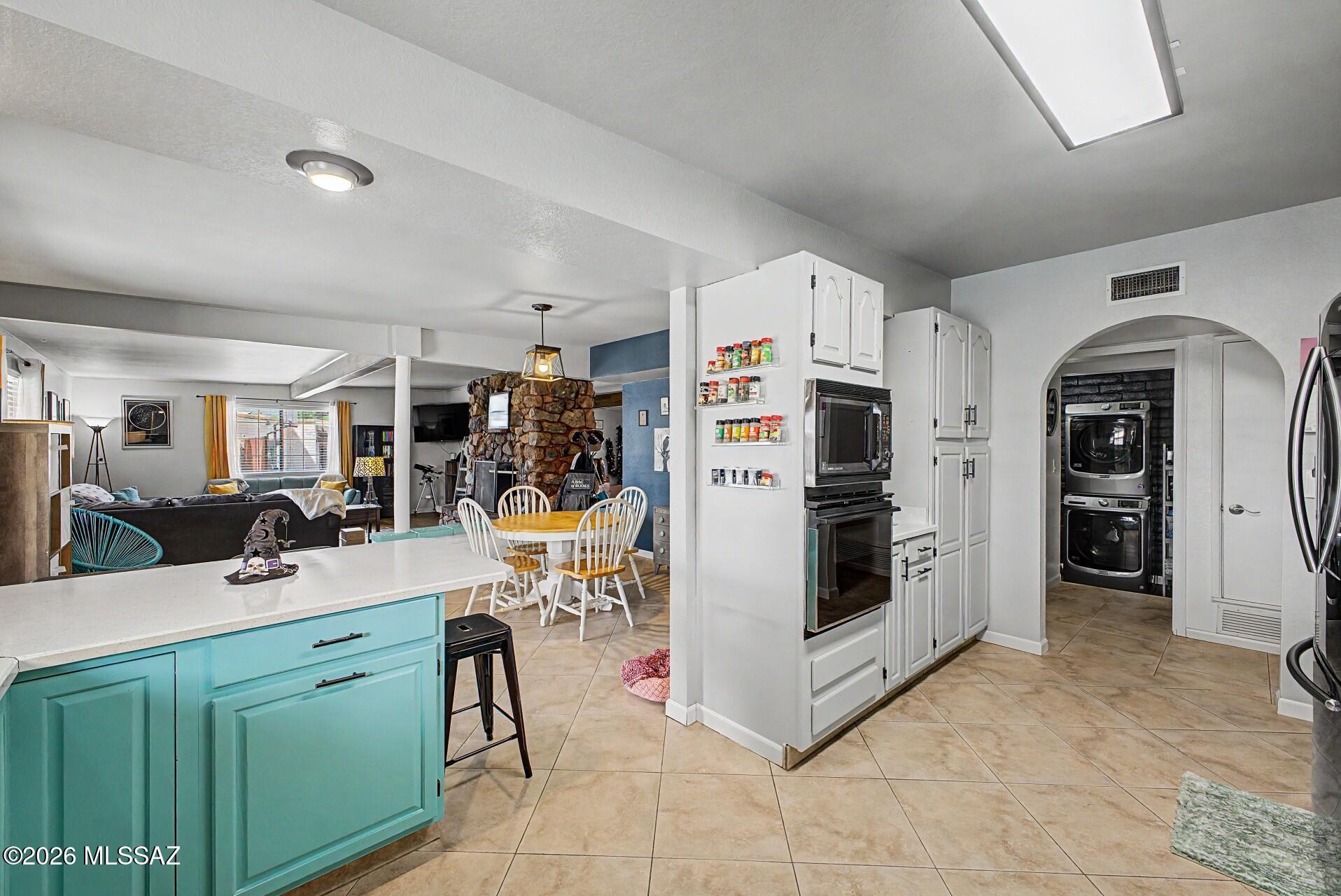Valley View East NO. 2 (1-134) - Residential Lease