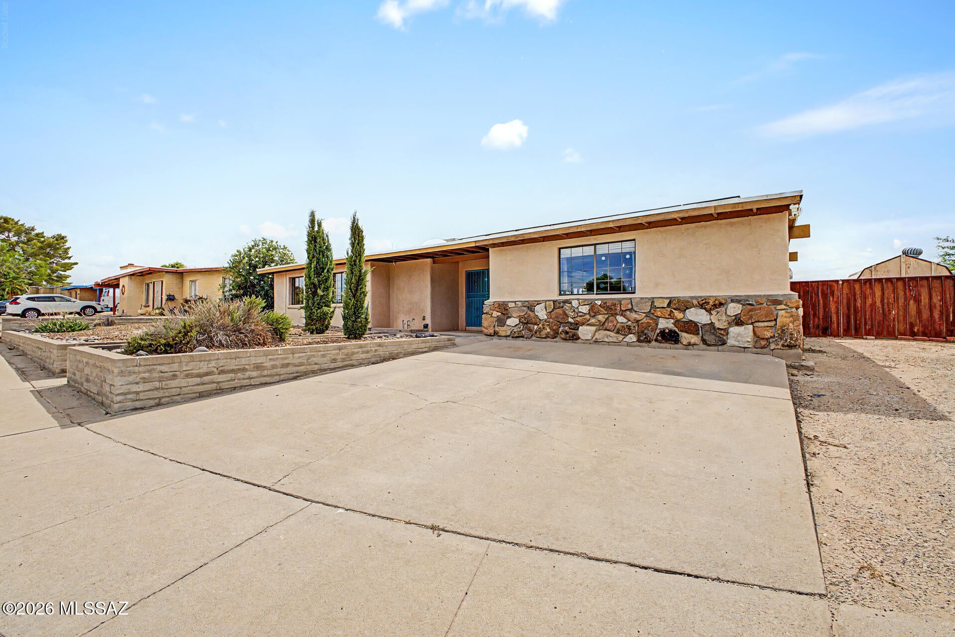 Valley View East NO. 2 (1-134) - Residential Lease