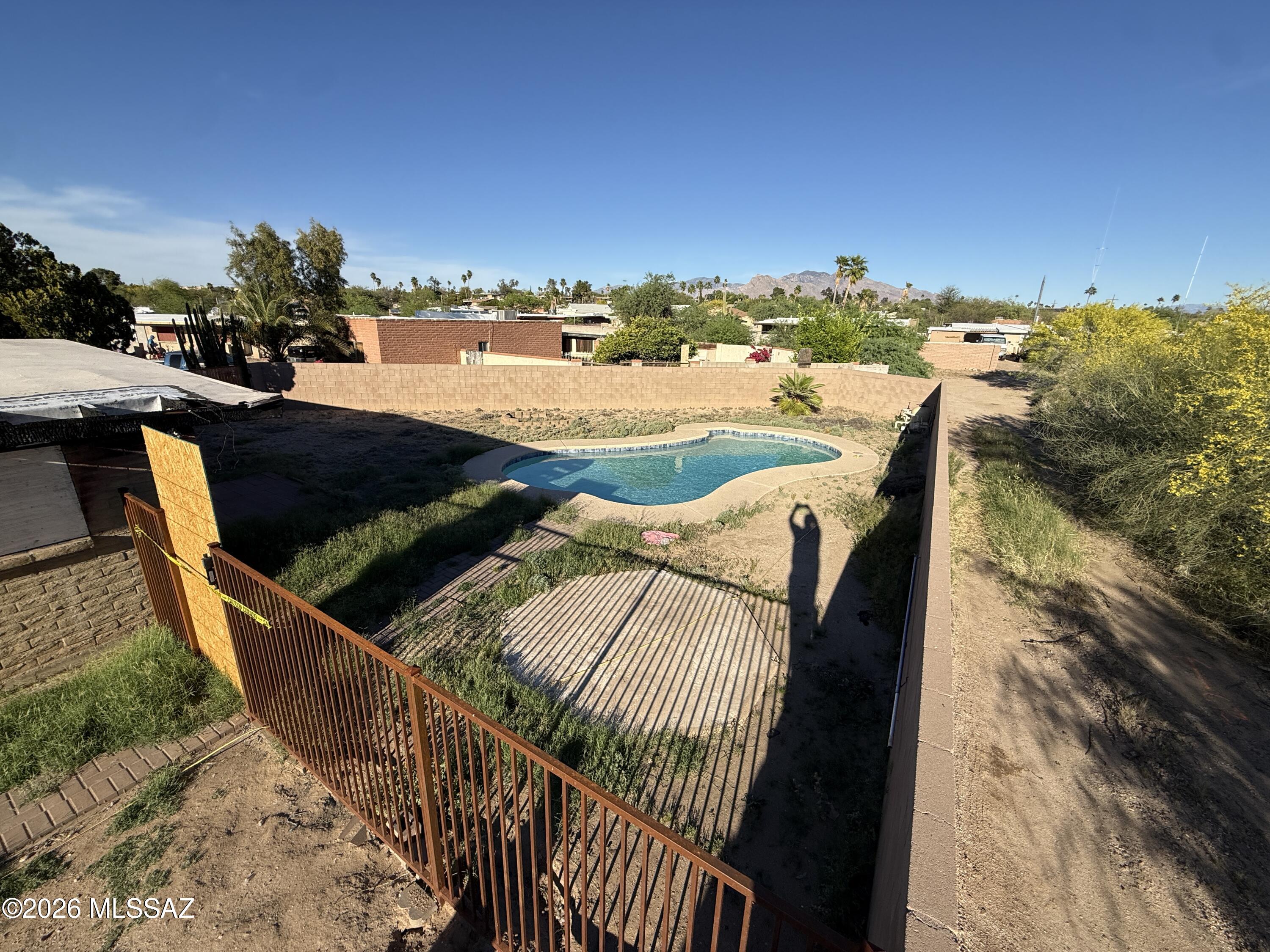 Casas Del Oeste (80-139) - Residential