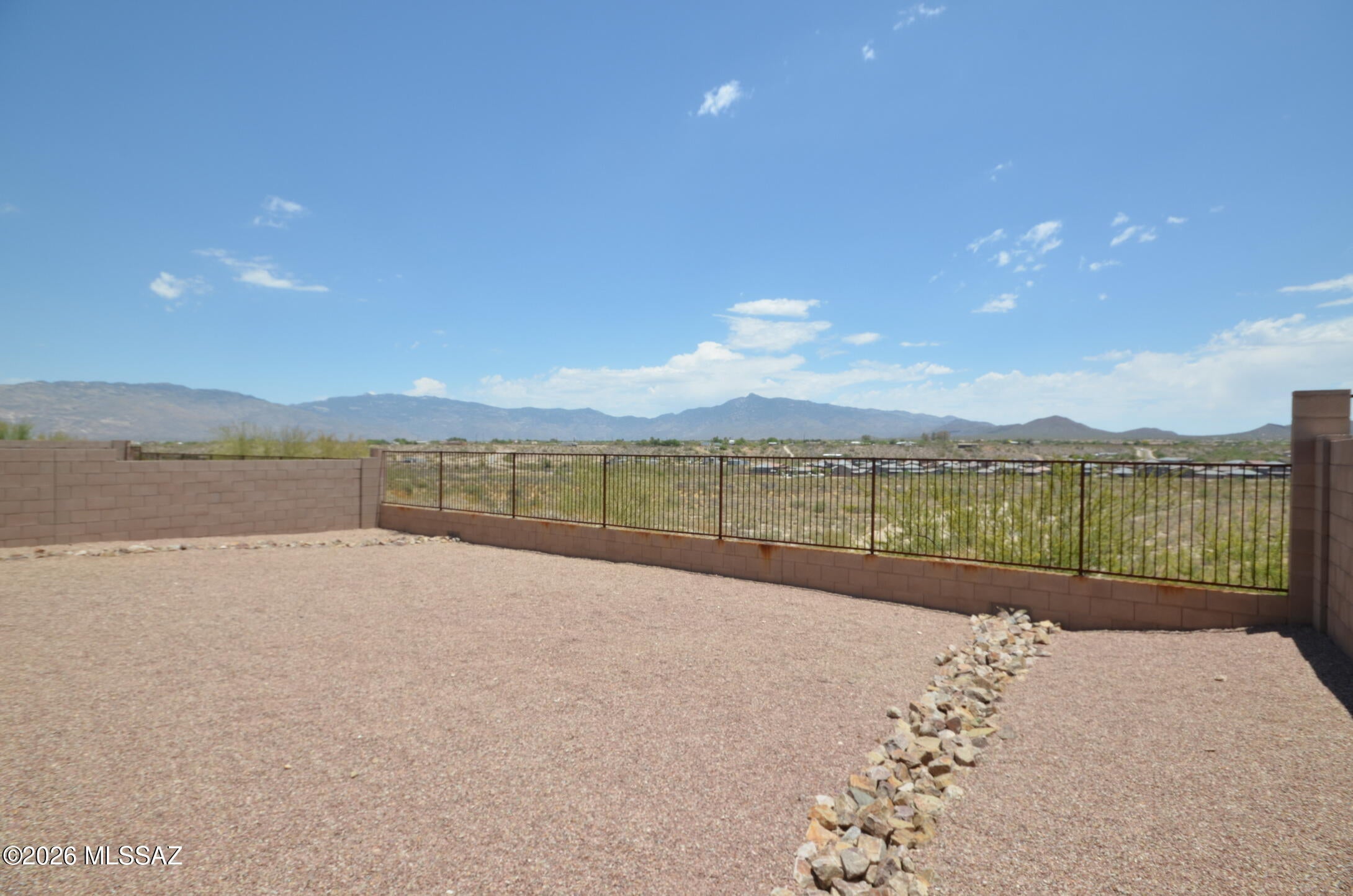 The Vistas At Rincon Knolls SQ20152600506 - Residential Lease