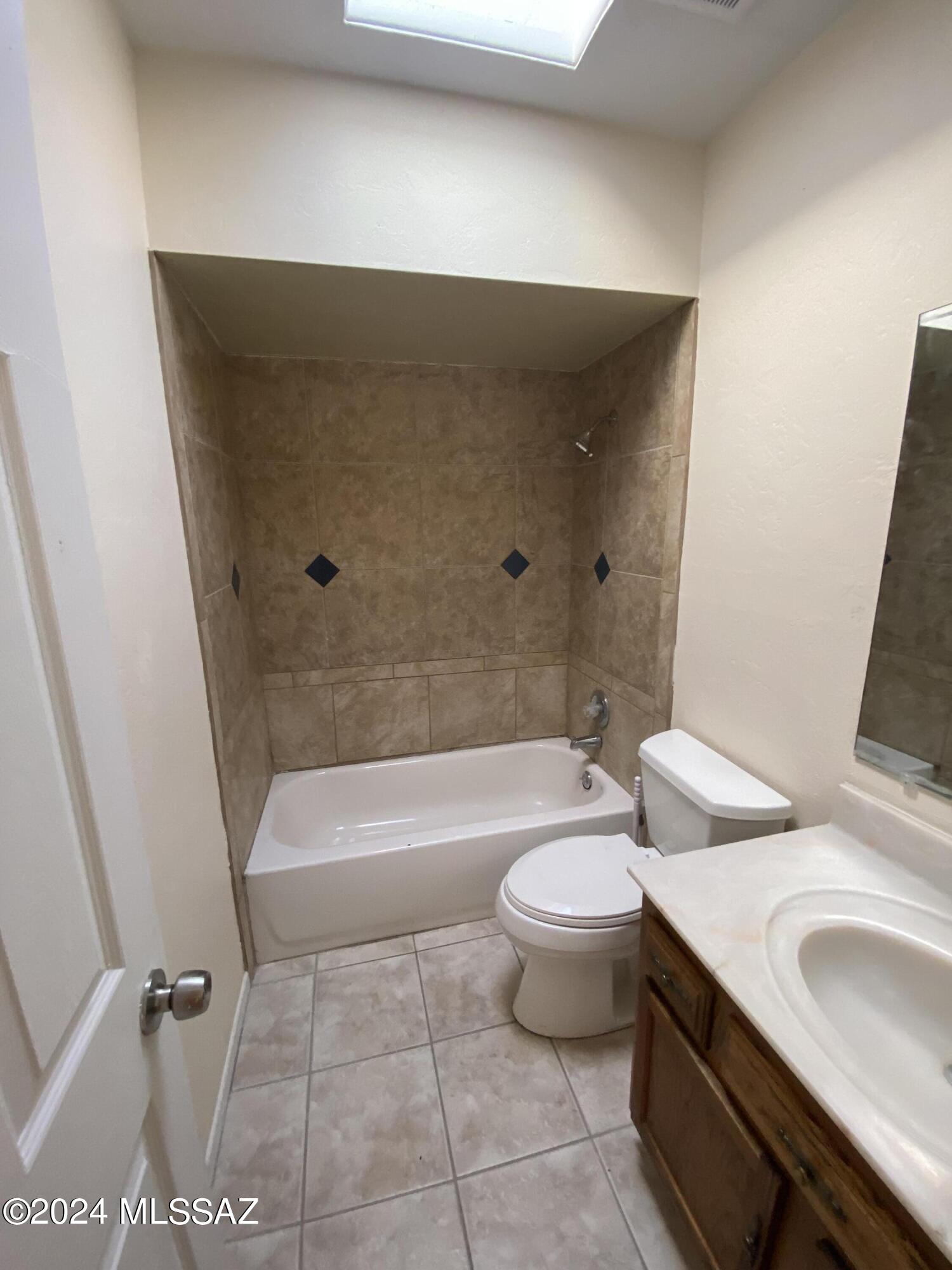 Cloverleaf Townhouses (1-63) - Residential Lease