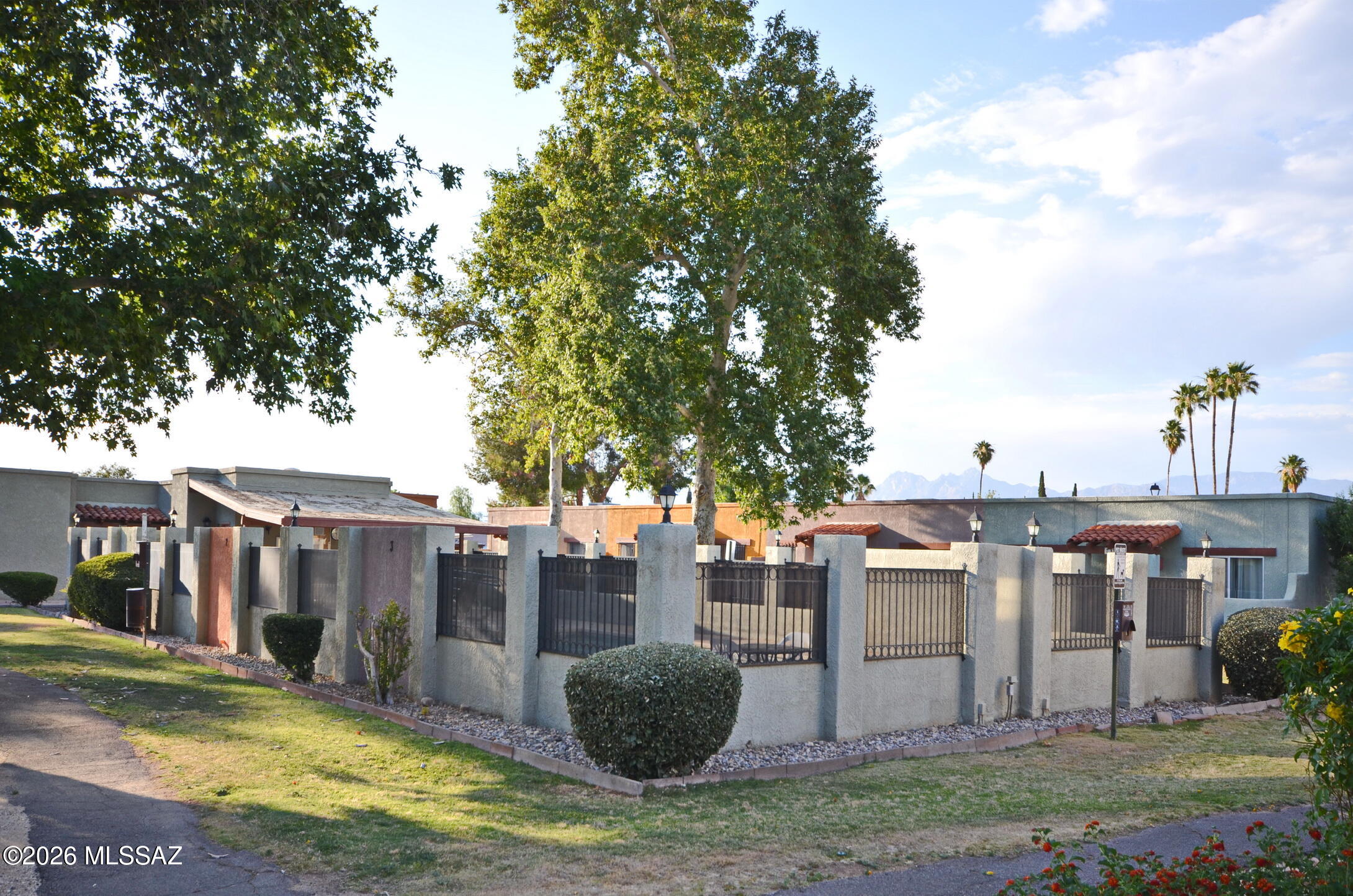 Spanish Meadows Twnhss (1-105) - Residential