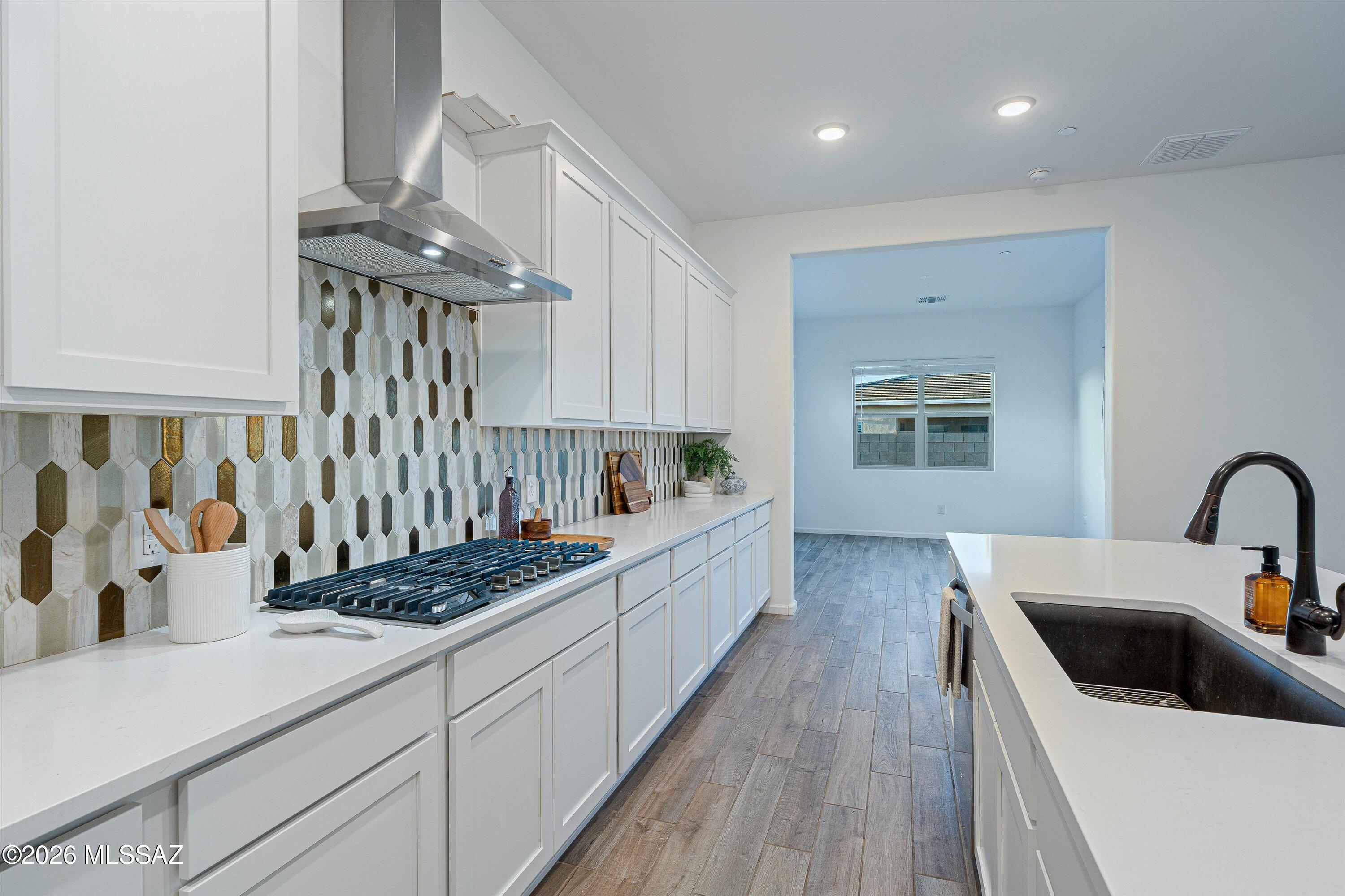 The Vistas At Rincon Knolls SQ20152600506 - Residential