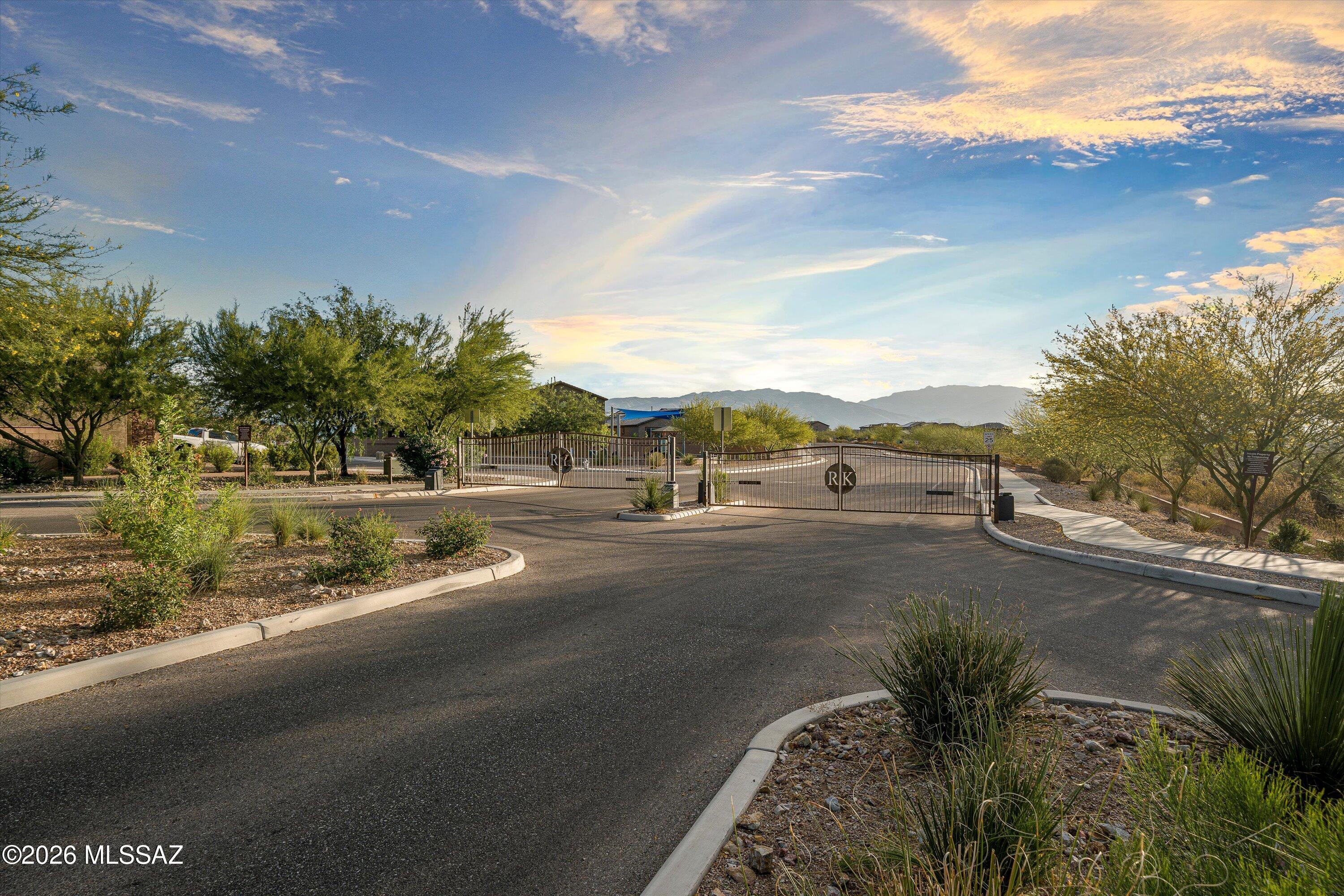 The Vistas At Rincon Knolls SQ20152600506 - Residential