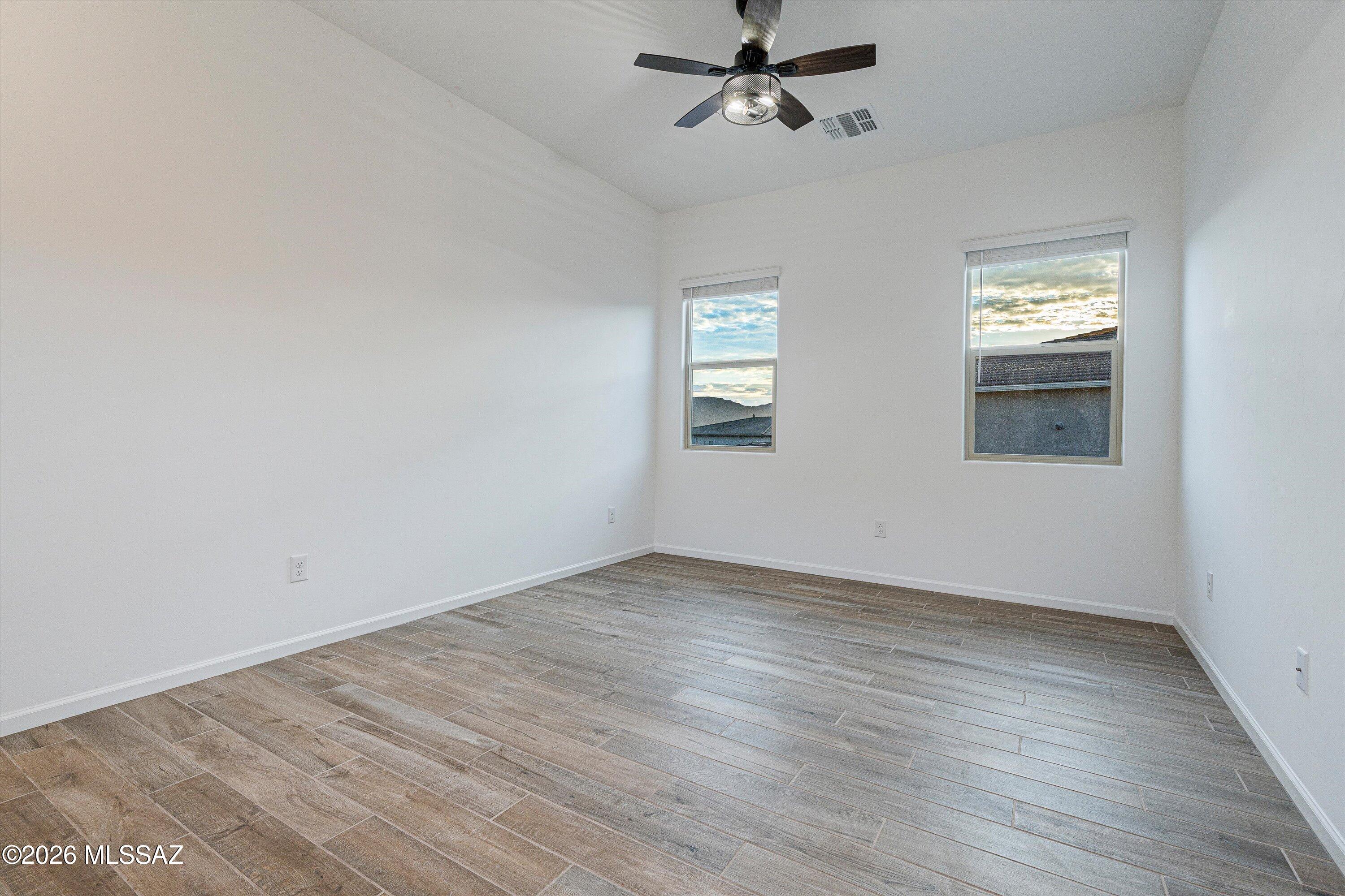The Vistas At Rincon Knolls SQ20152600506 - Residential