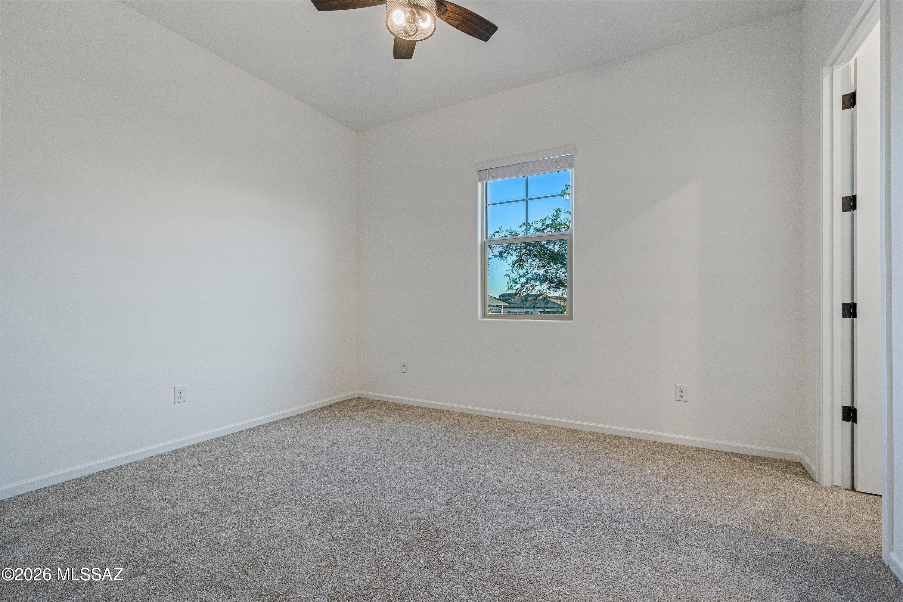 The Vistas At Rincon Knolls SQ20152600506 - Residential