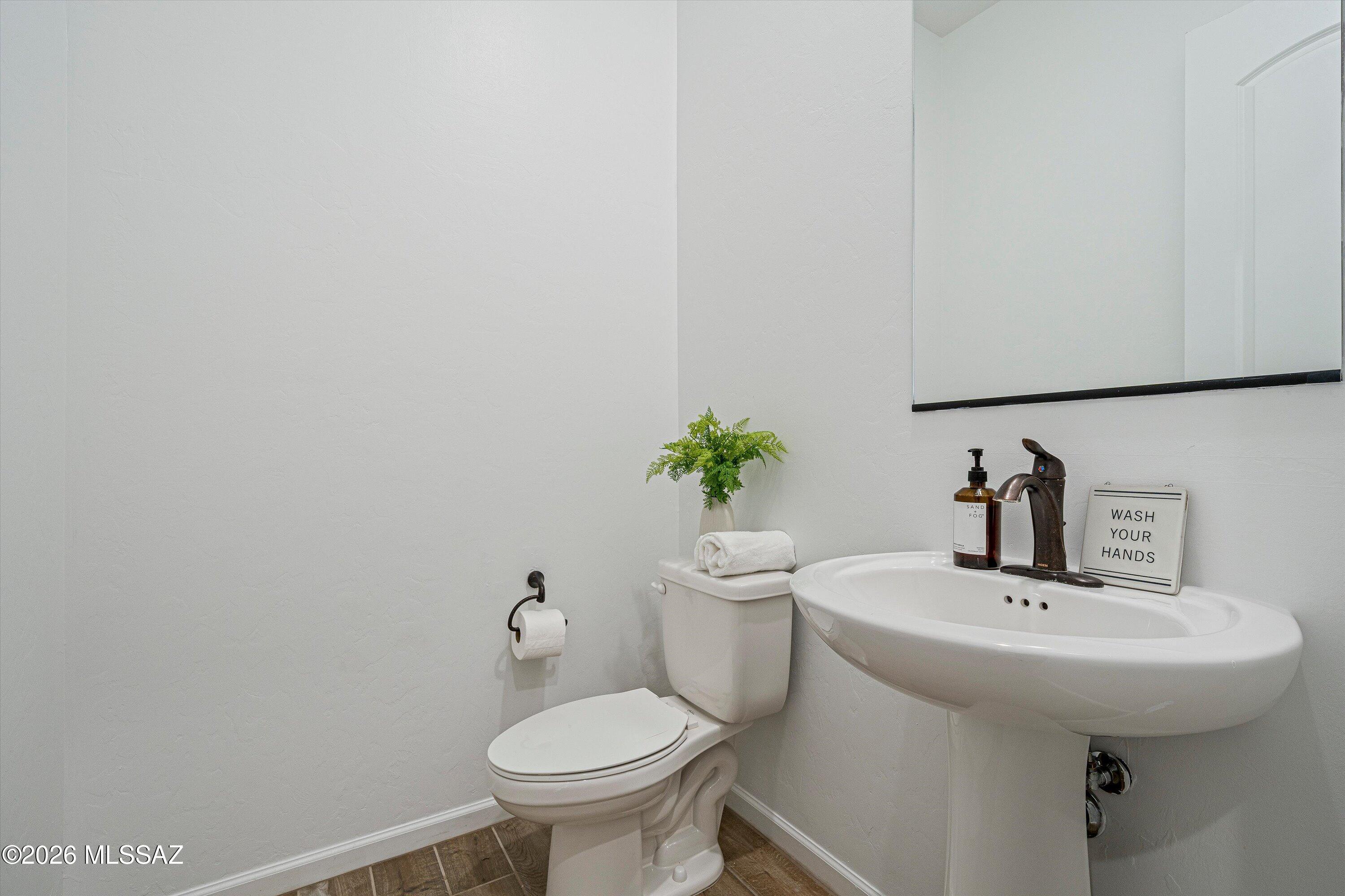 The Vistas At Rincon Knolls SQ20152600506 - Residential