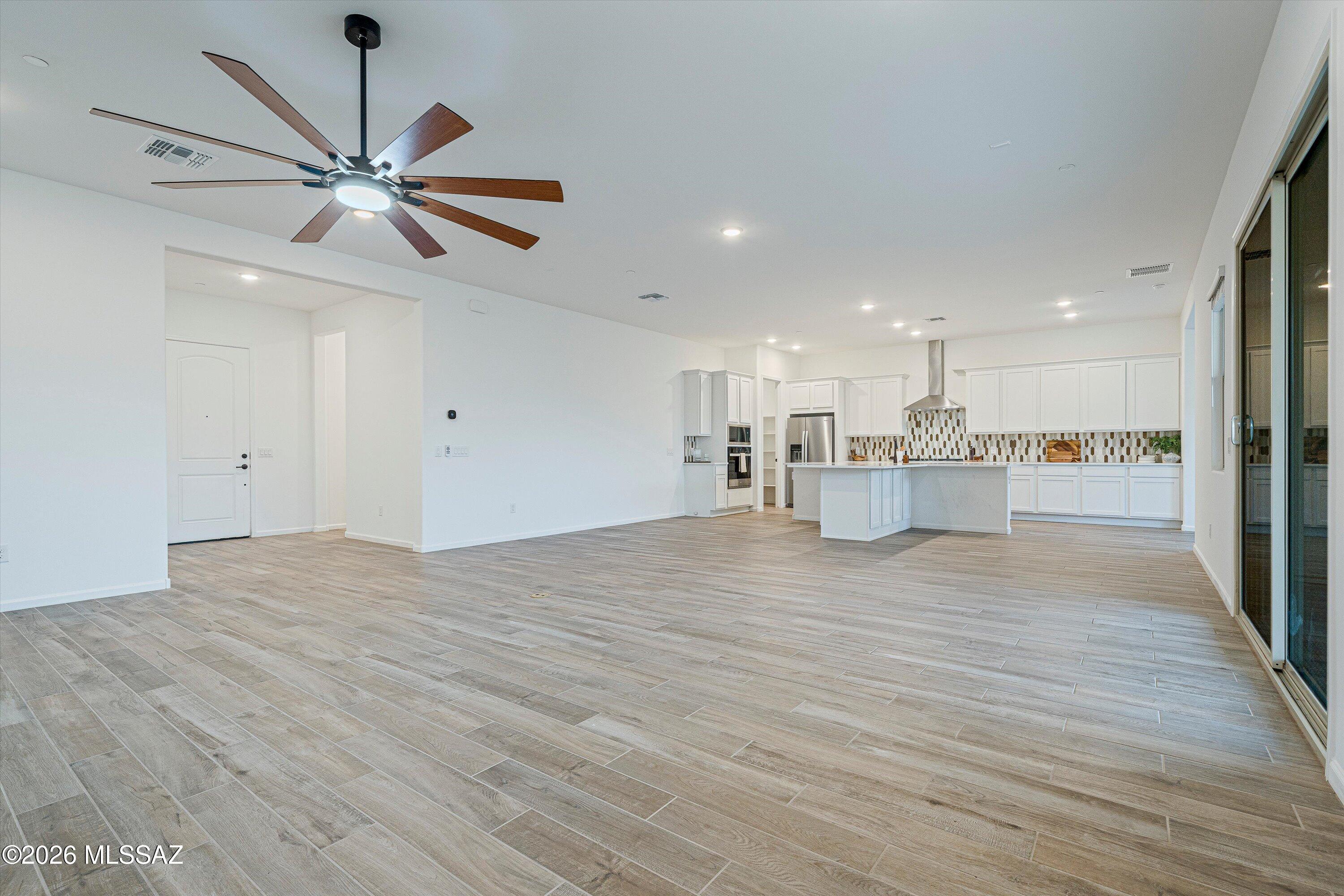 The Vistas At Rincon Knolls SQ20152600506 - Residential