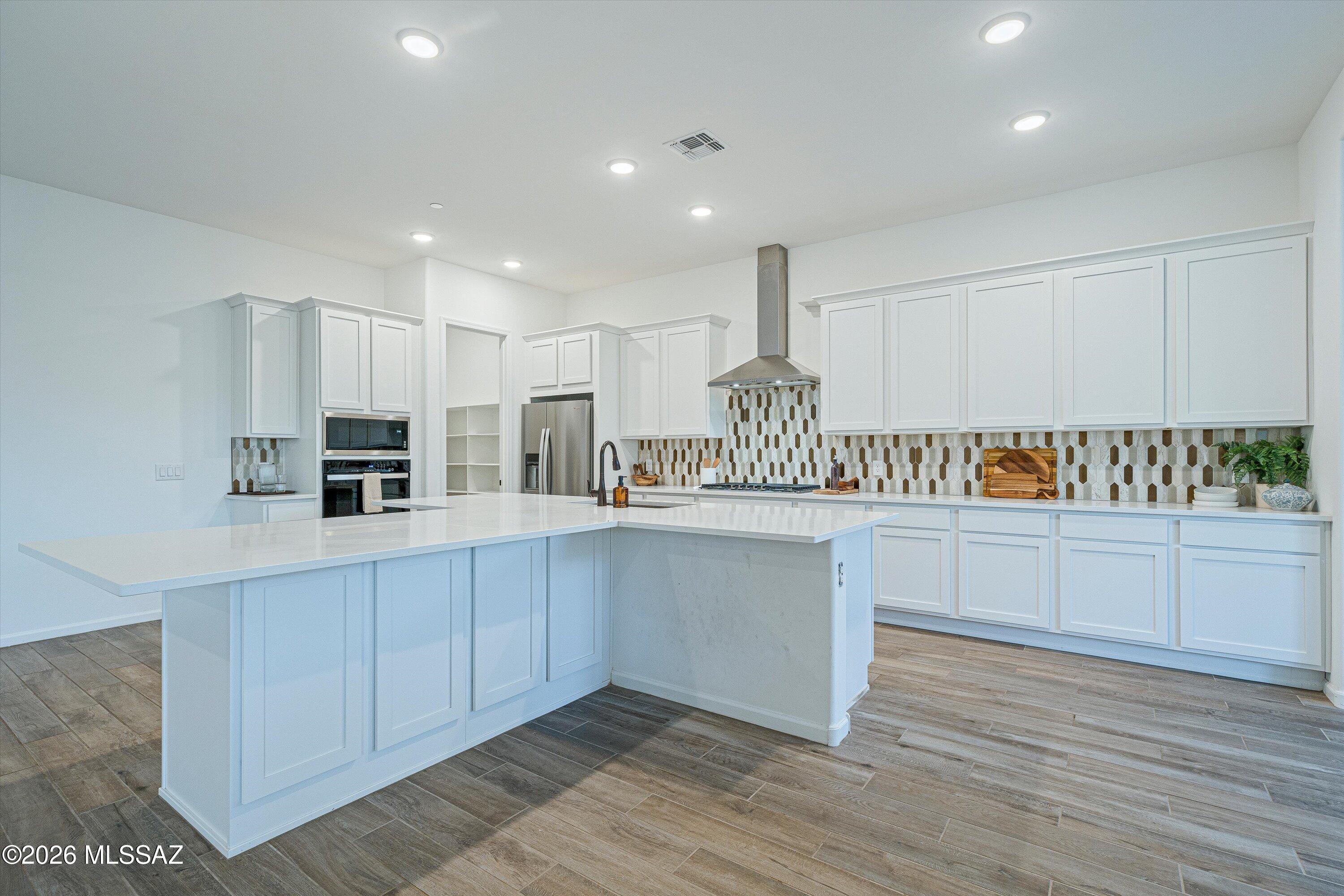 The Vistas At Rincon Knolls SQ20152600506 - Residential