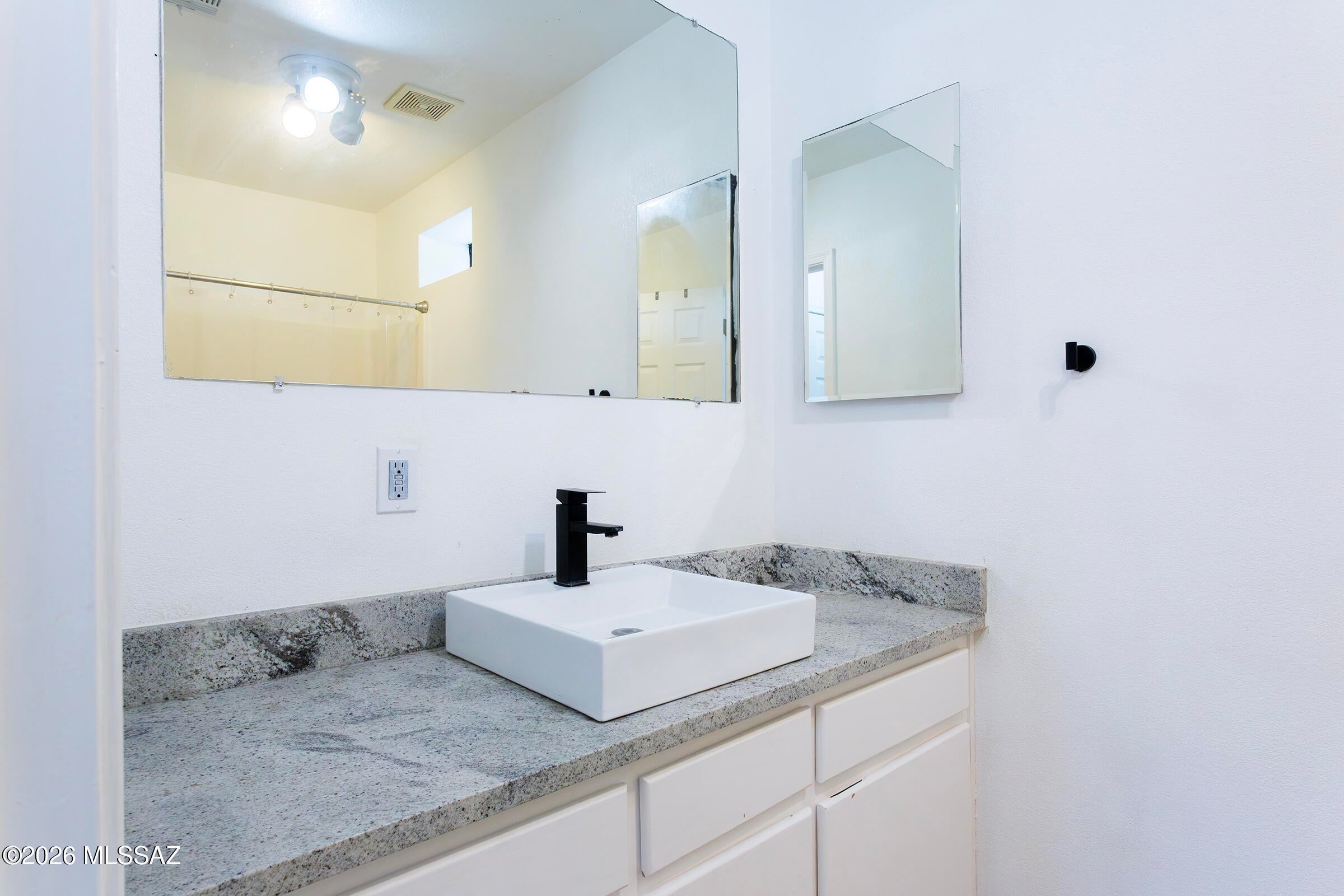 Rio Rico Estates 10 - Residential Lease