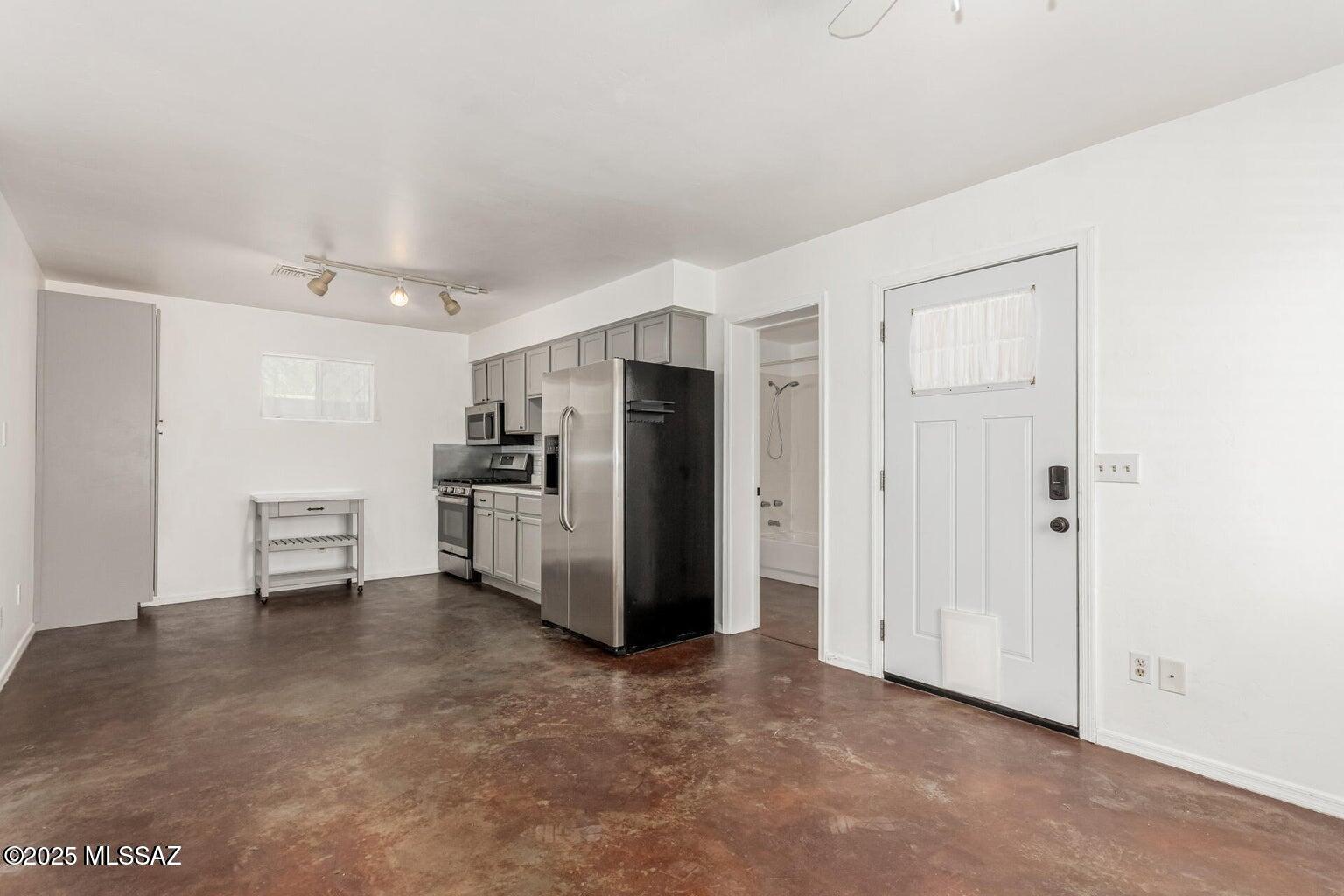 University Home Addition - Residential