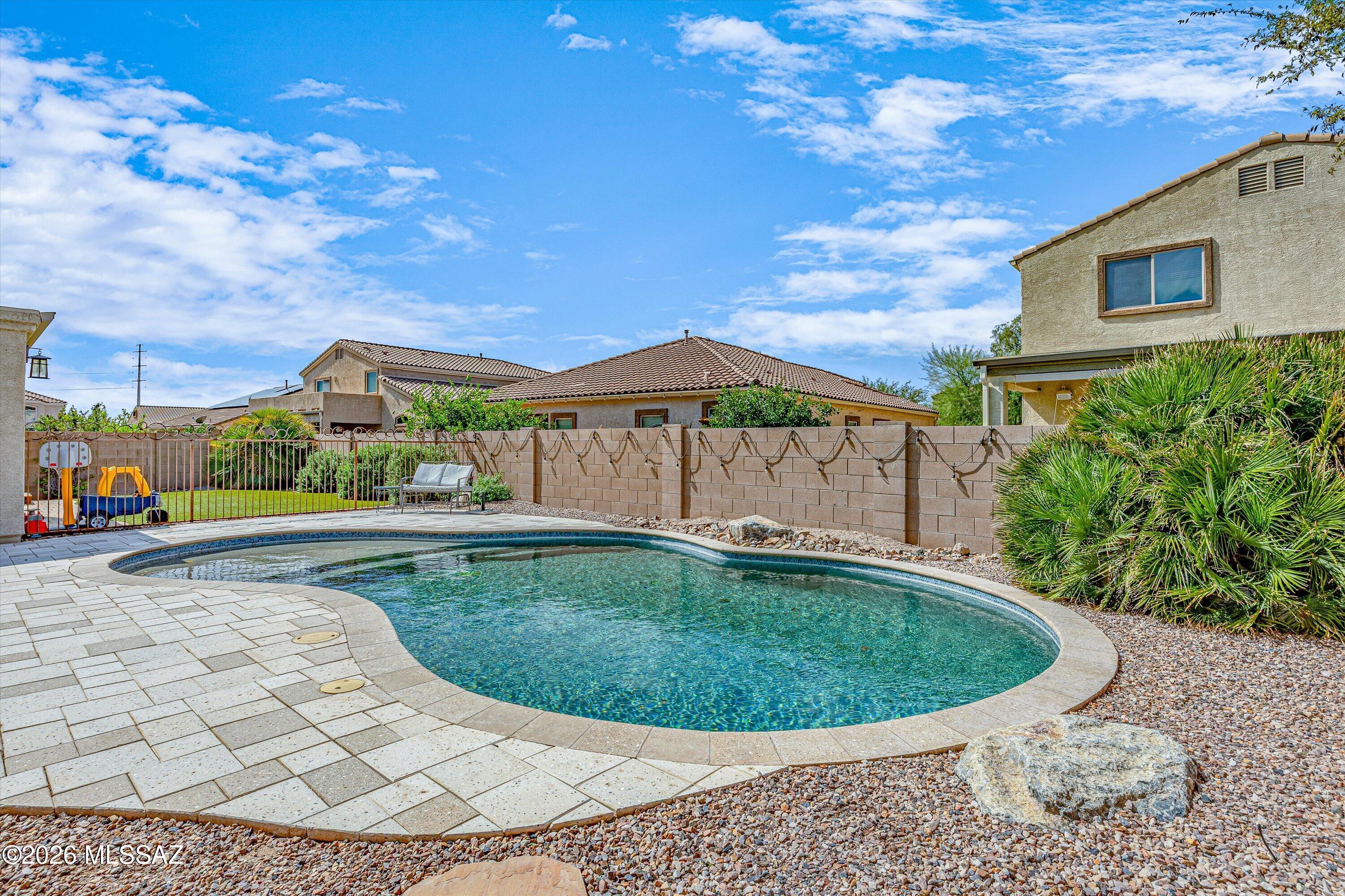 Saguaro Bloom - Residential