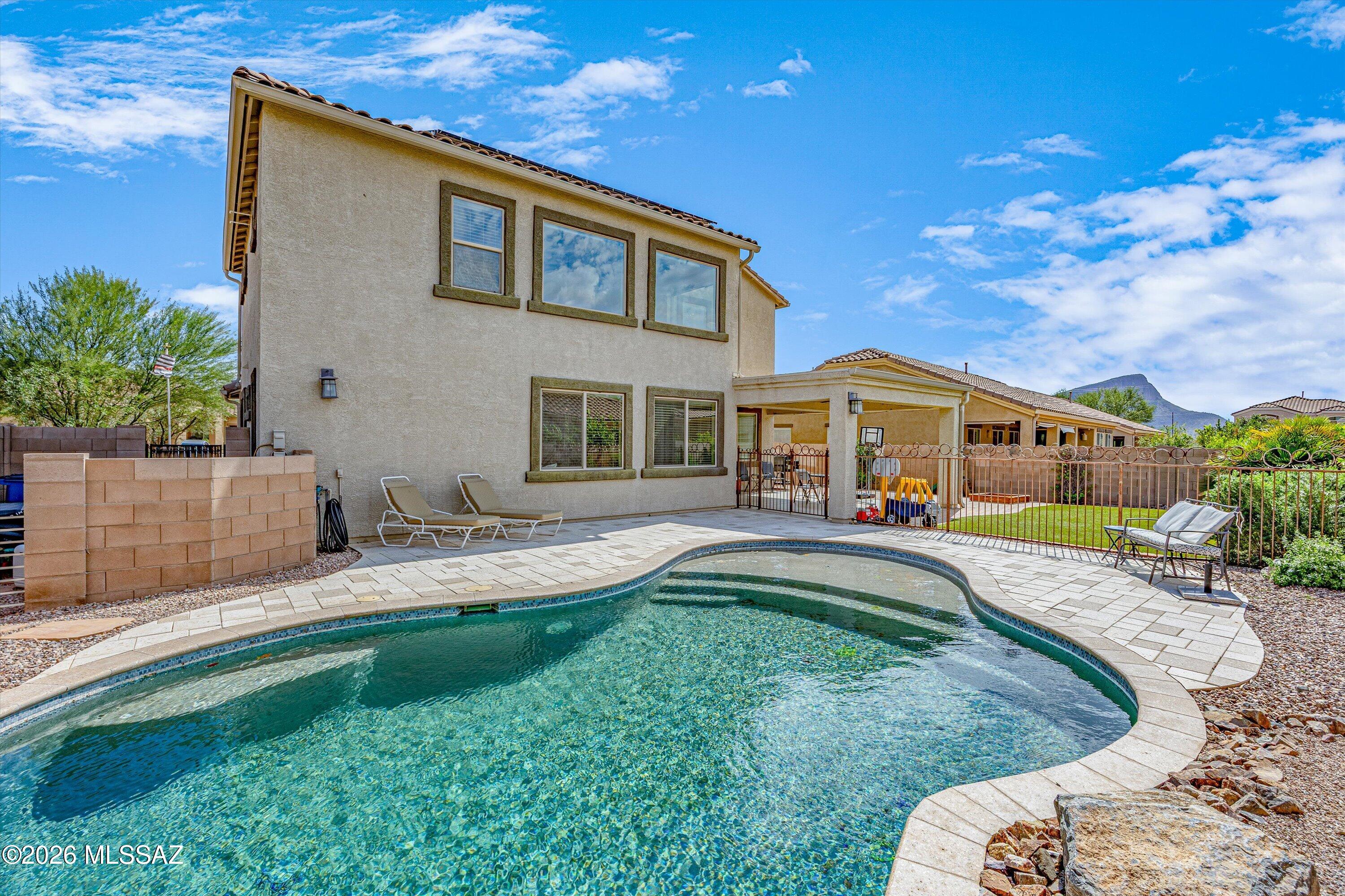 Saguaro Bloom - Residential