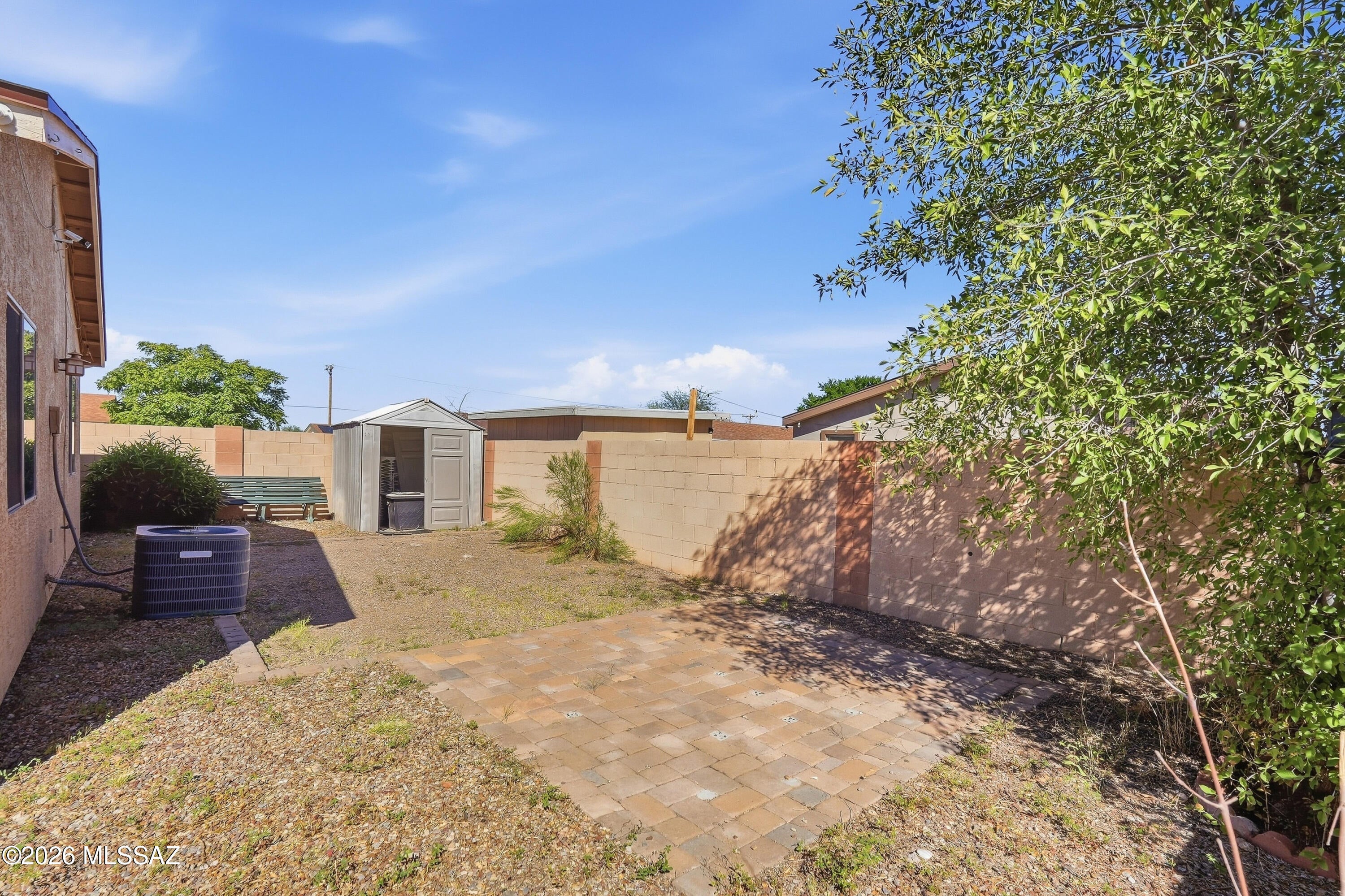 Esperanza Place (1-27) - Residential