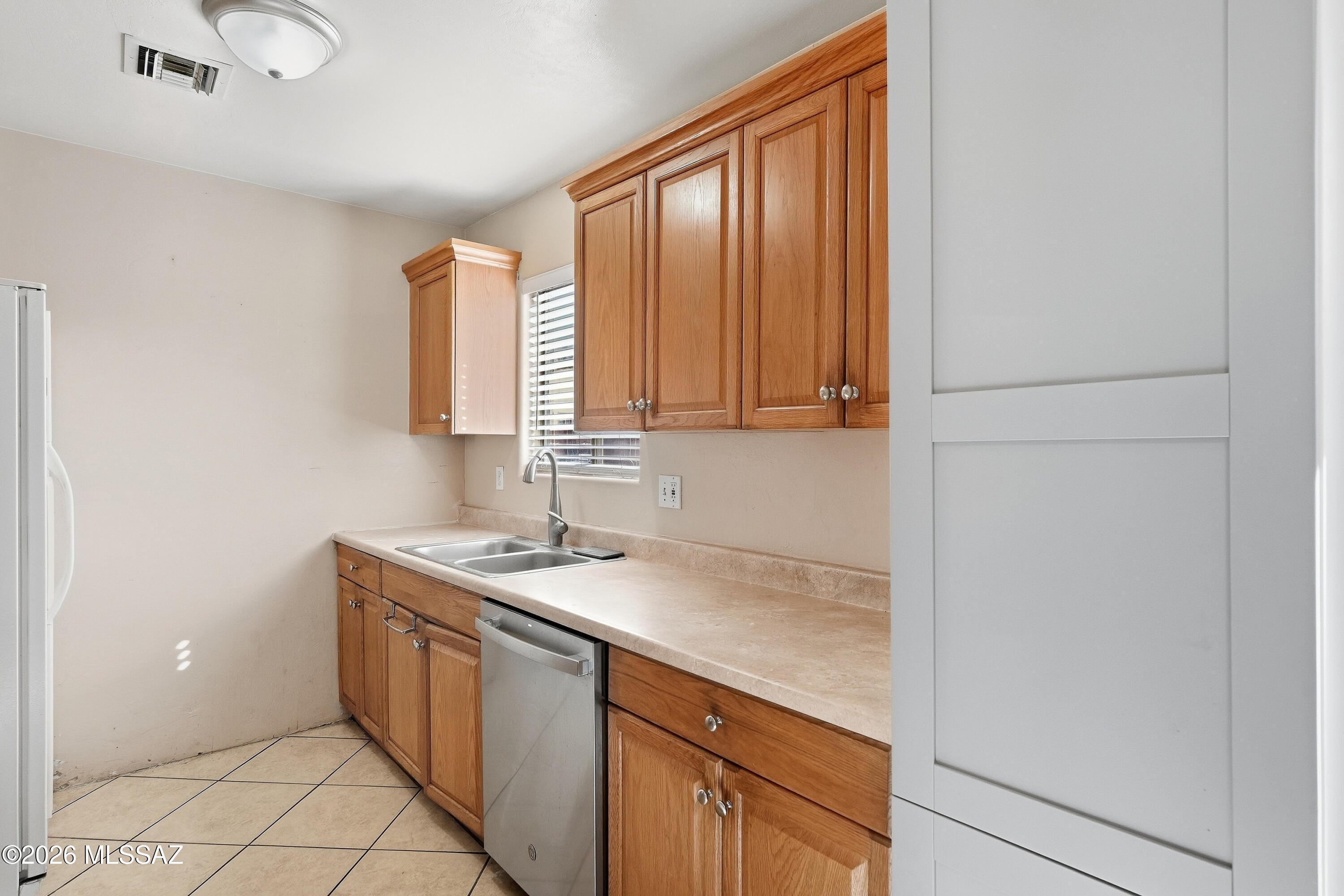 Esperanza Place (1-27) - Residential