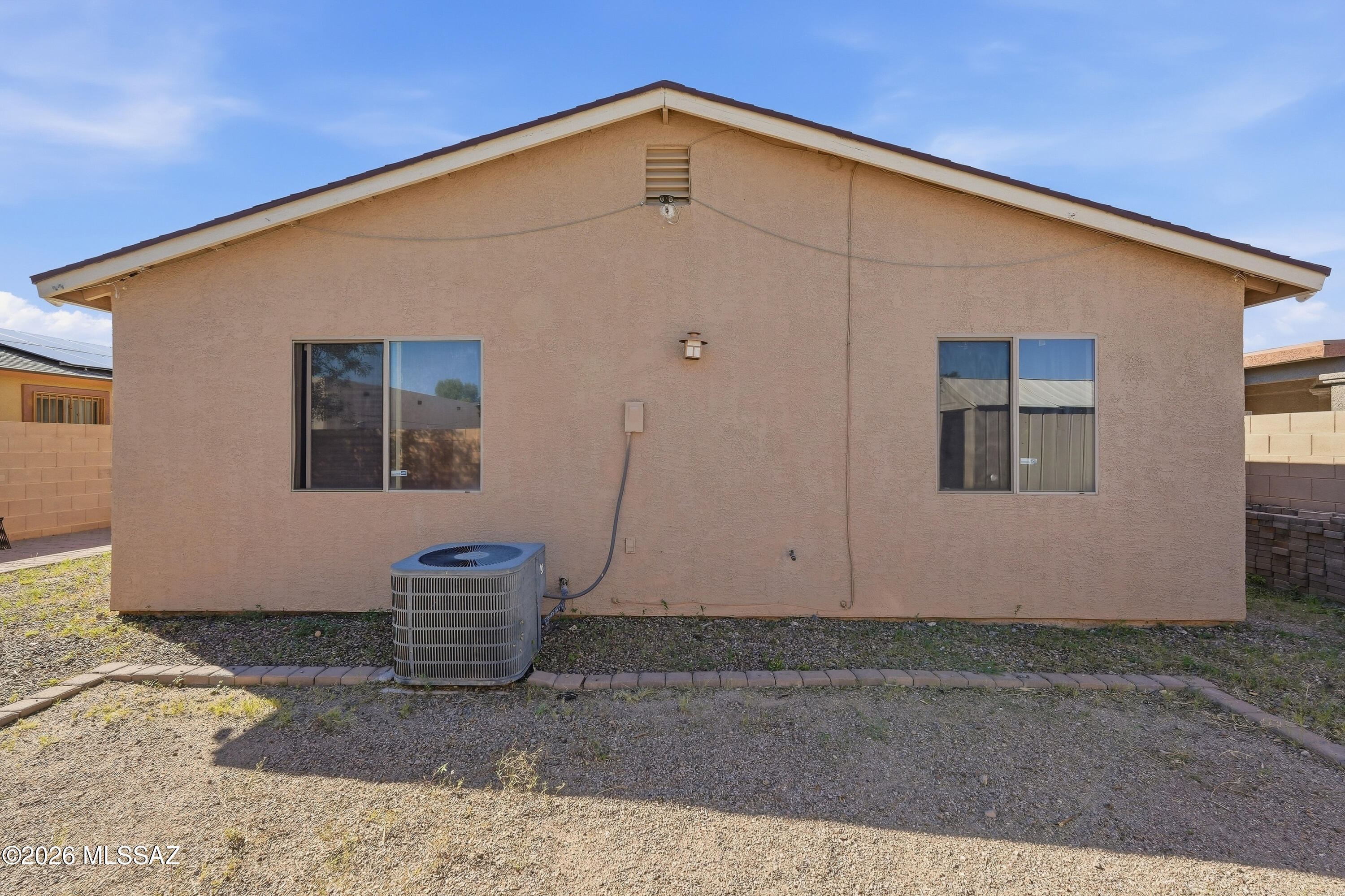 Esperanza Place (1-27) - Residential