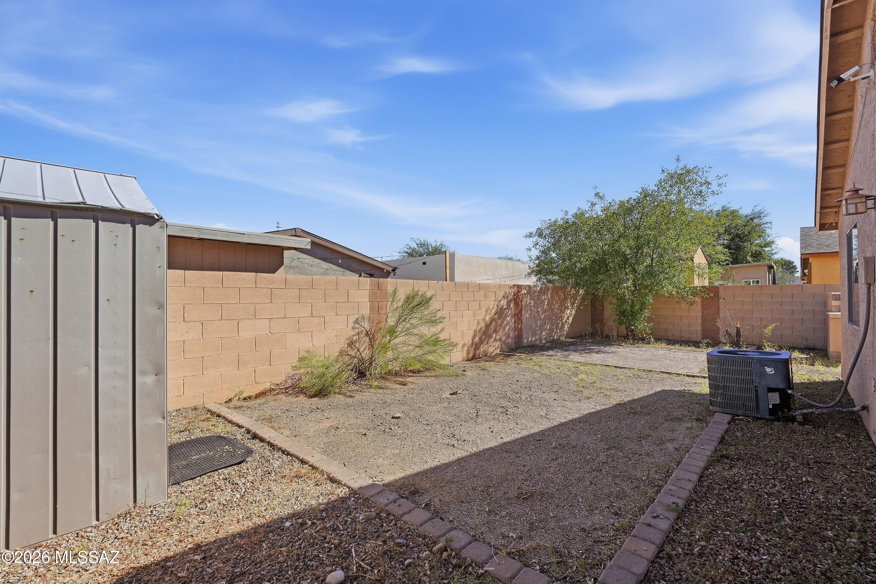 Esperanza Place (1-27) - Residential