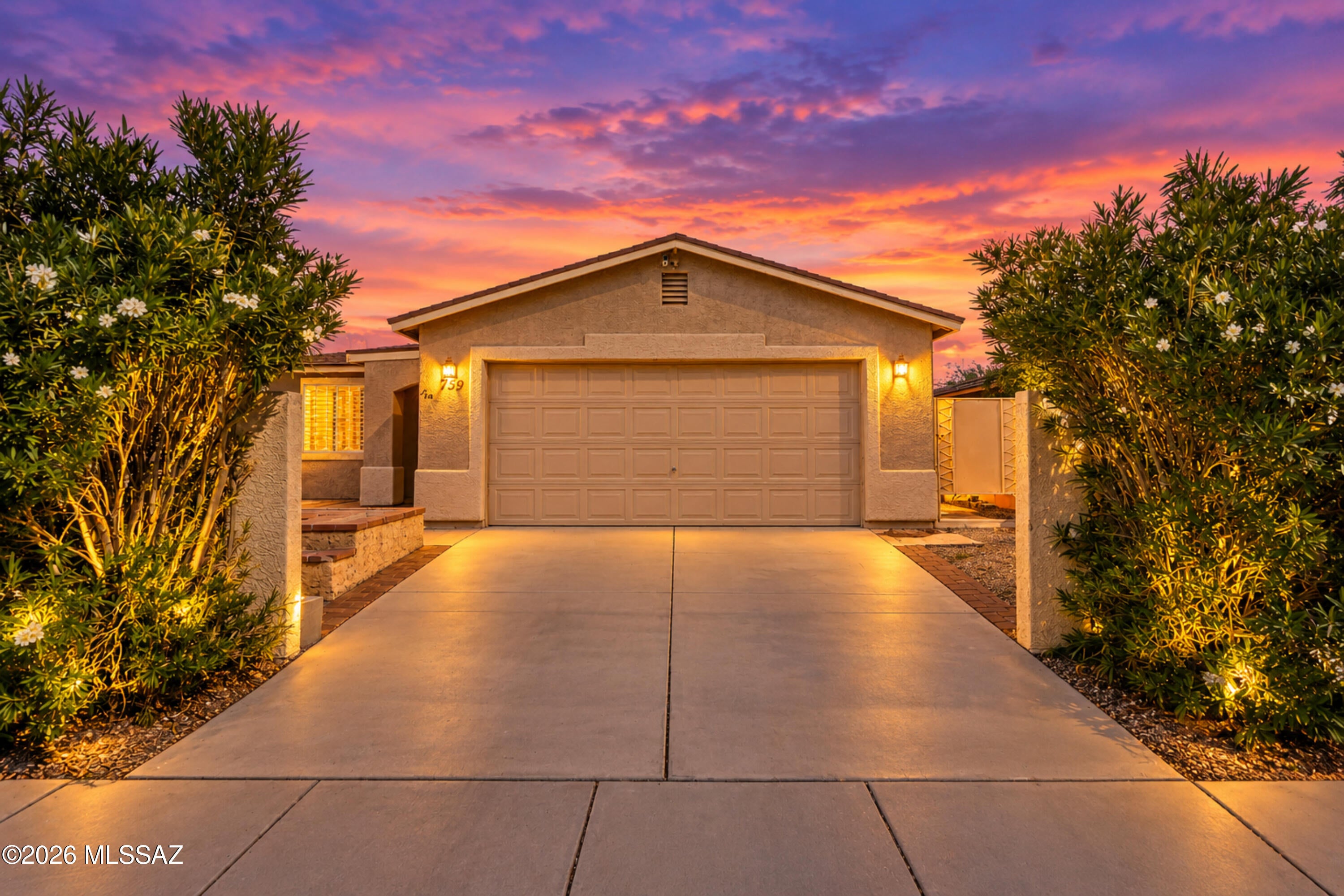 Esperanza Place (1-27) - Residential
