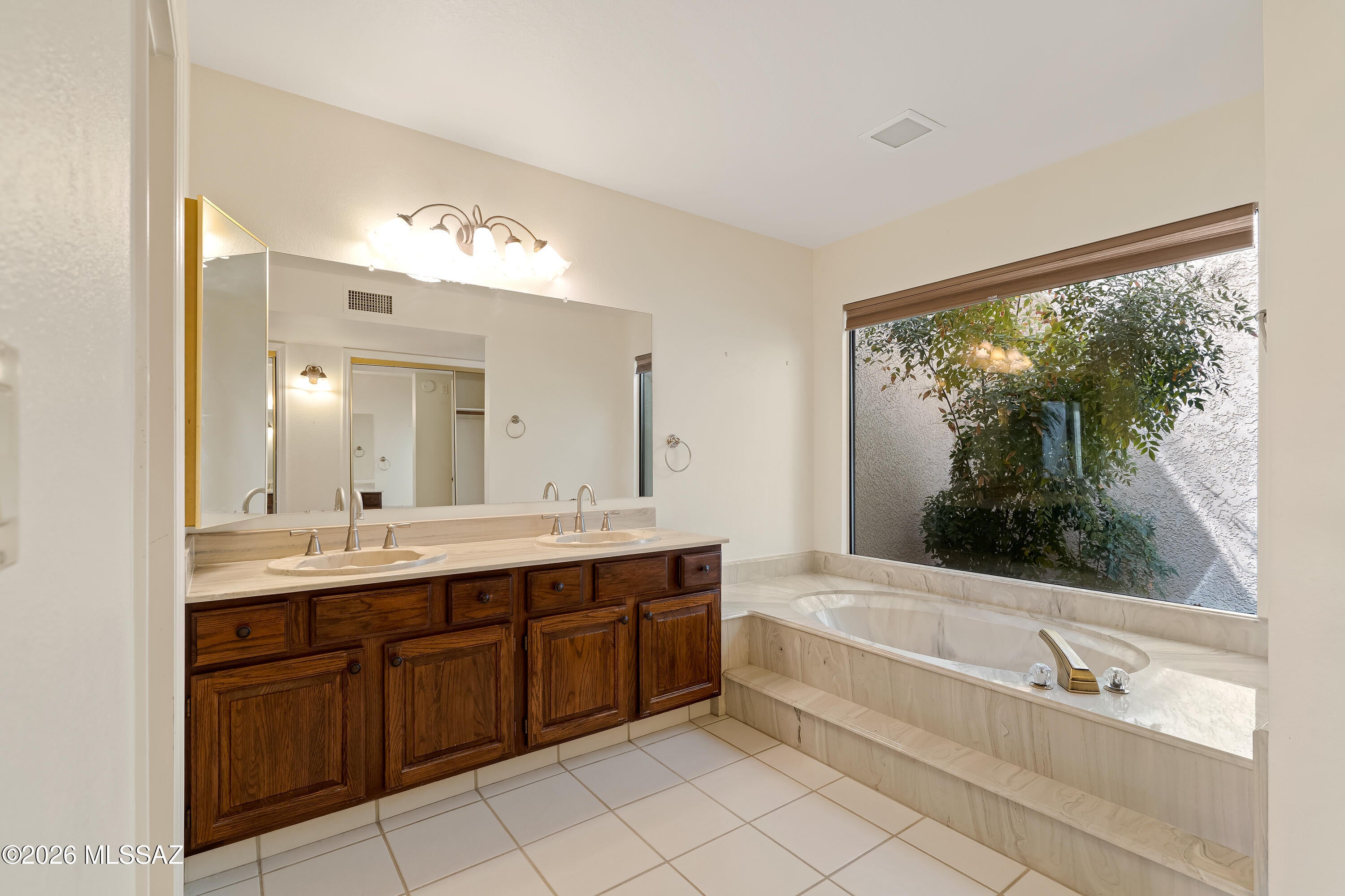 Placita Del Oro Patio Homes (1-42) - Residential