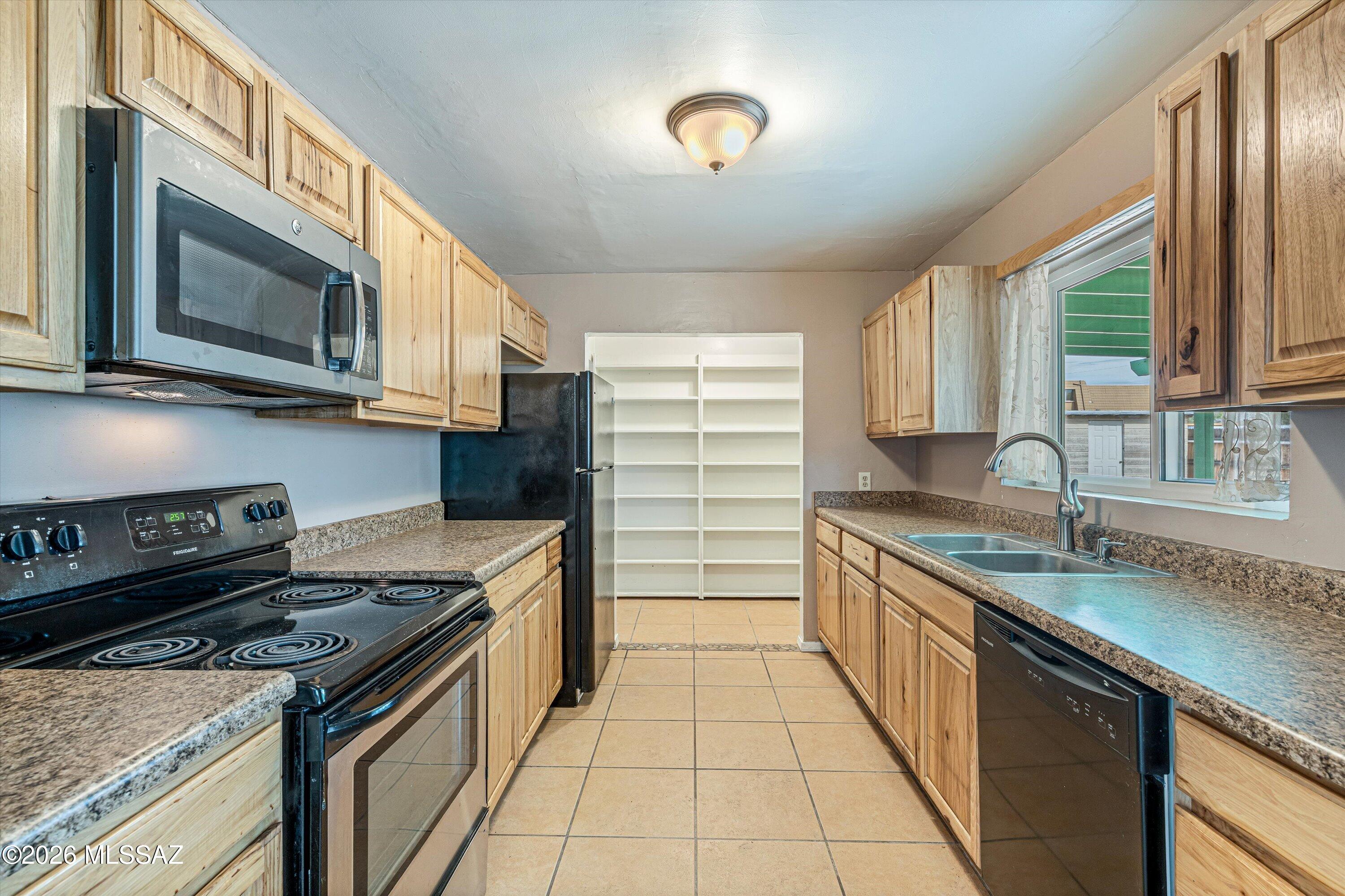 Catalina Heights Annex - Residential