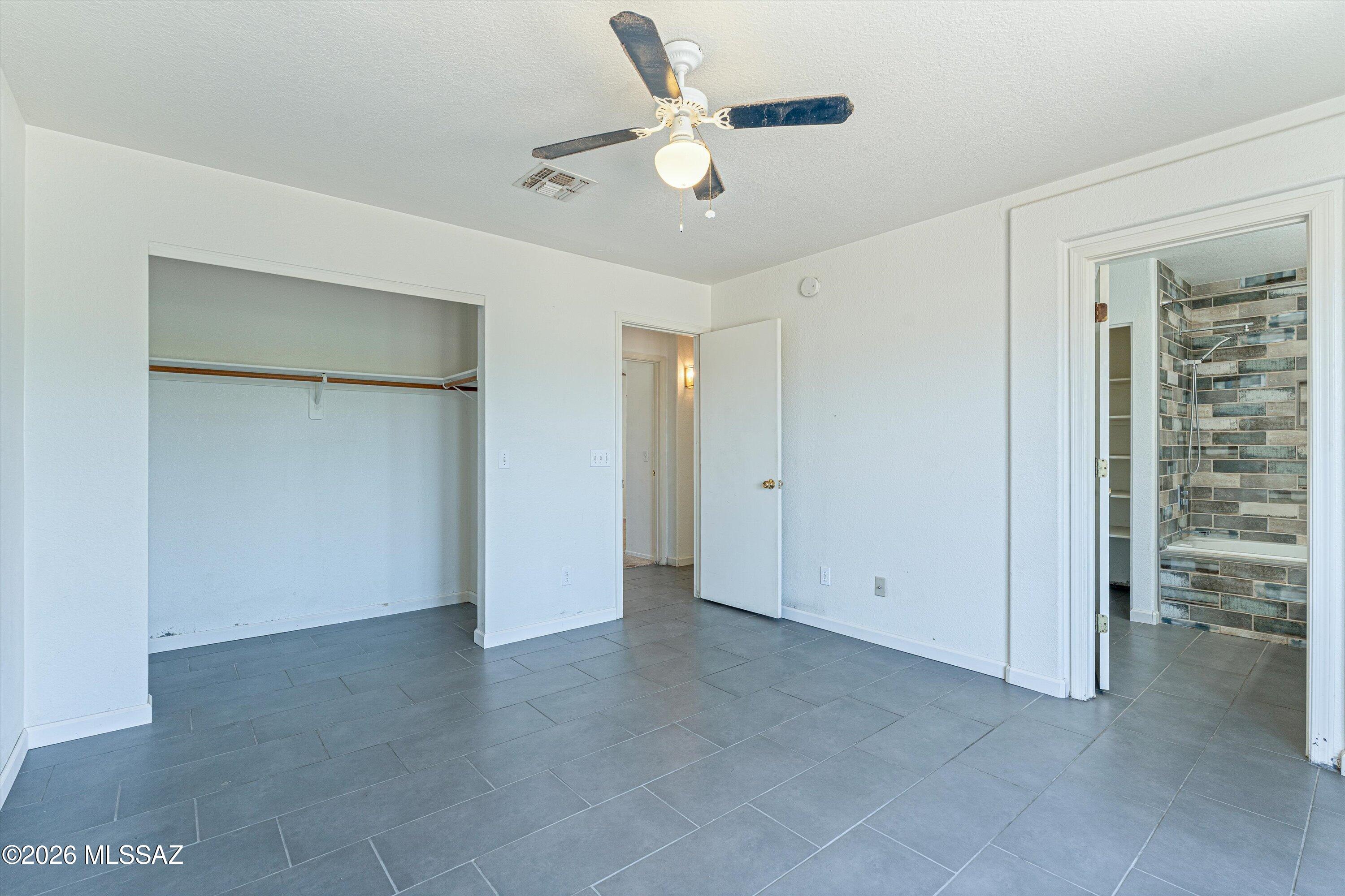Fairway Groves (215-287) - Residential