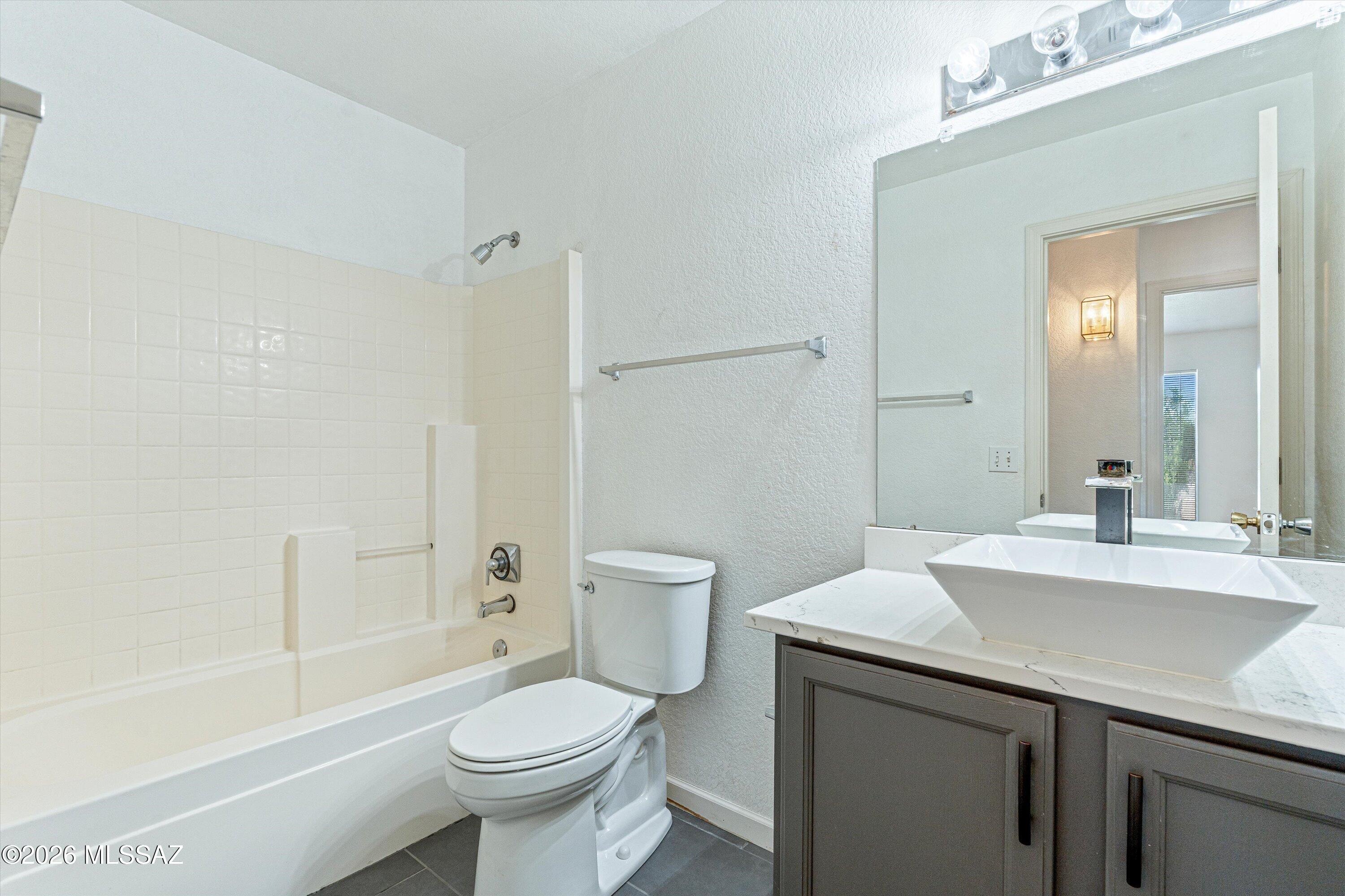 Fairway Groves (215-287) - Residential